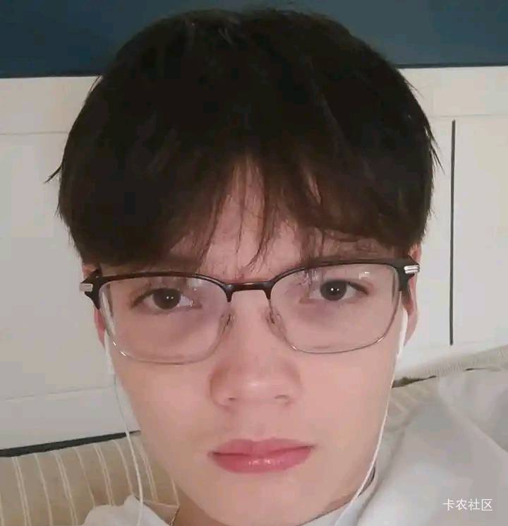 从19岁到23岁 ，浪费了四年时间，这四年，1分钱没挣，躺了一年，然后又赶上那无奈的三62 / 作者:小可爱吧你 / 