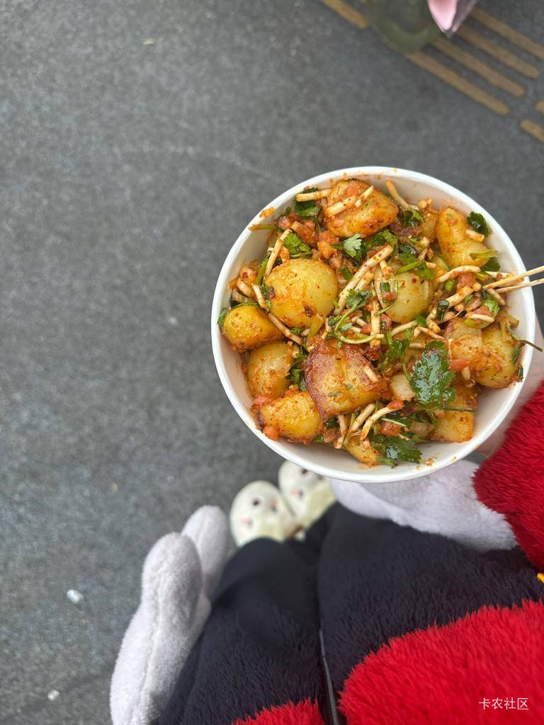 这折耳根吃起来感觉味好重


77 / 作者:秋萤 / 