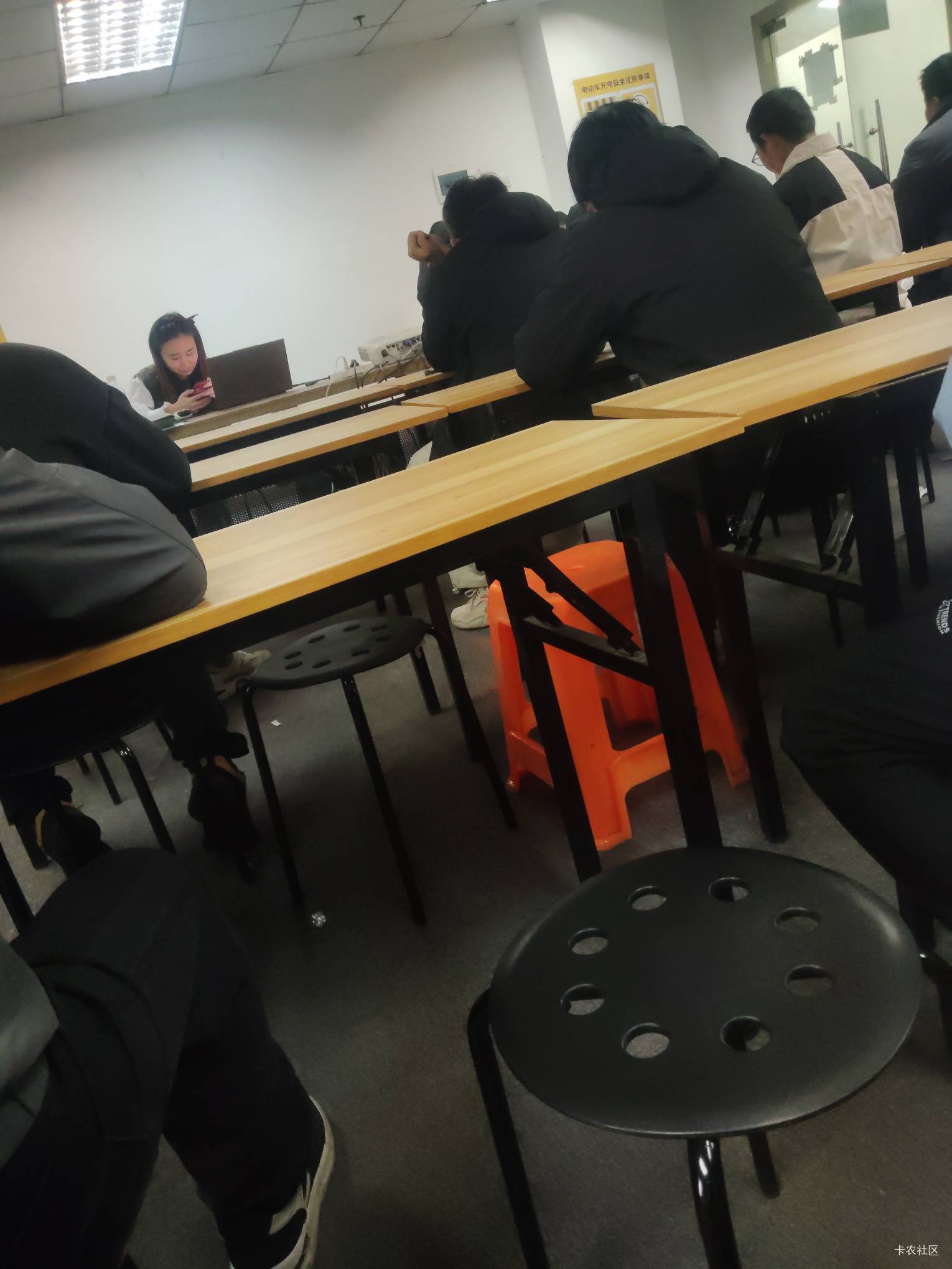 有没有老哥在？


91 / 作者:陆羽 / 