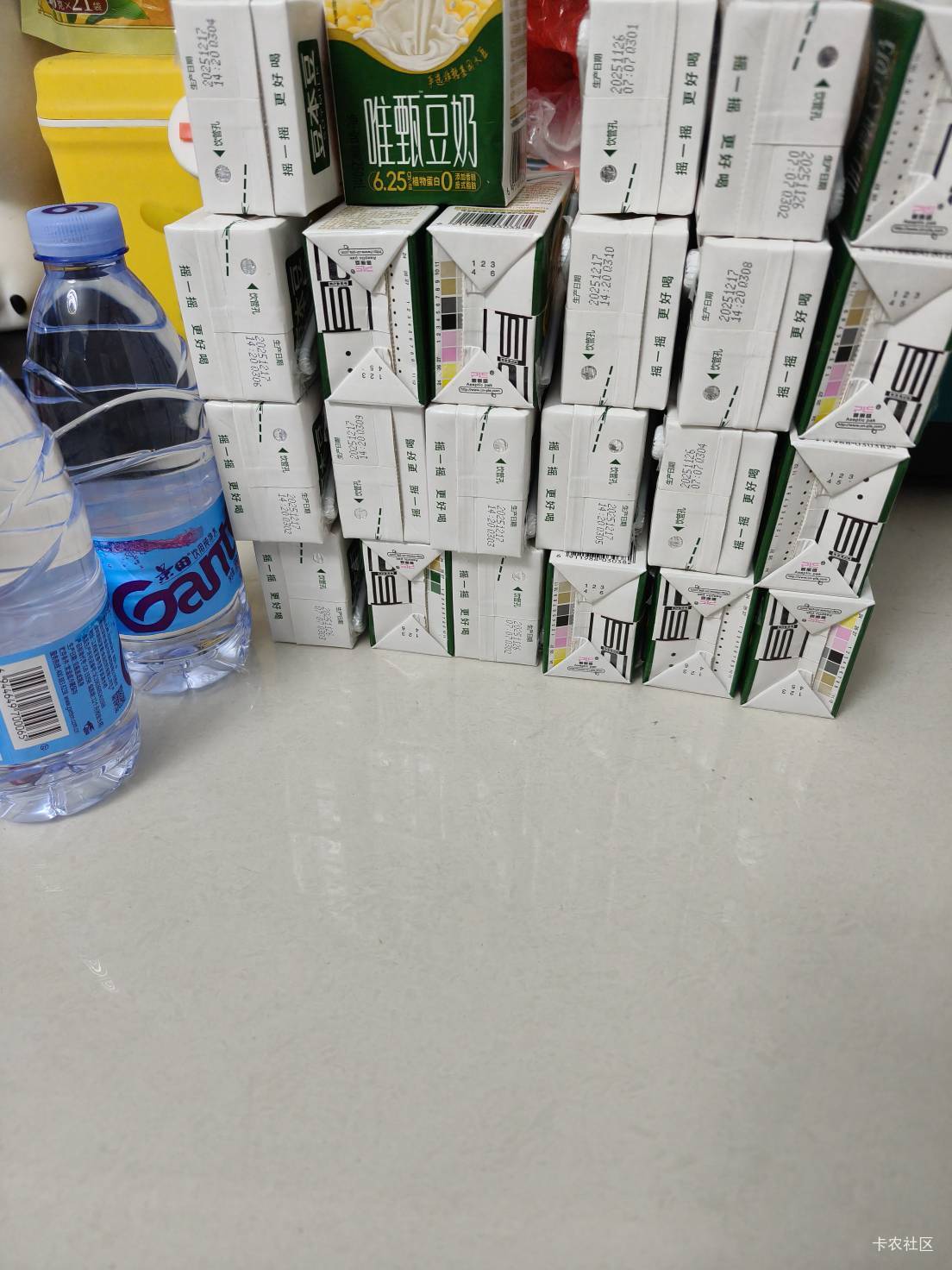 今天最大毛美团

56 / 作者:Zrn章若楠 / 