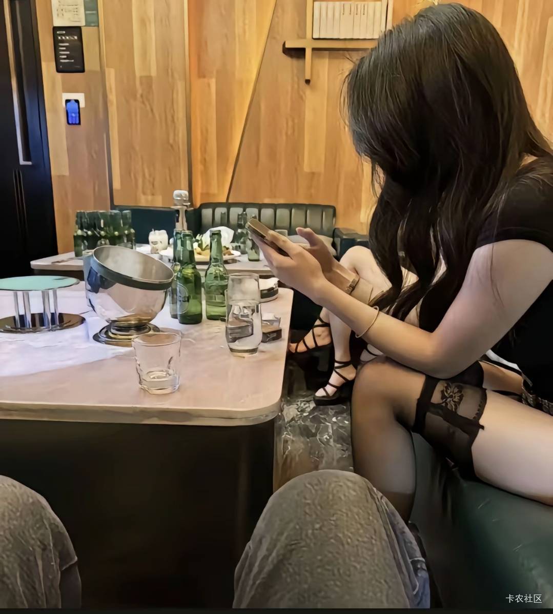 我是懦夫

97 / 作者:酷奇57 / 