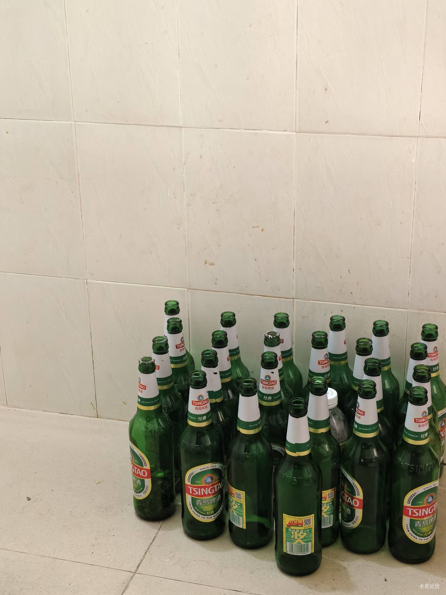 还是上班好啊，不上班花钱多！两天喝了这么多了。

39 / 作者:庸人自扰啊666 / 