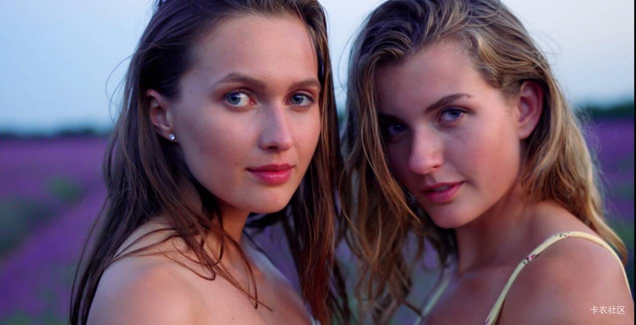 看会电影睡觉

26 / 作者:不走闲鱼就被骗 / 