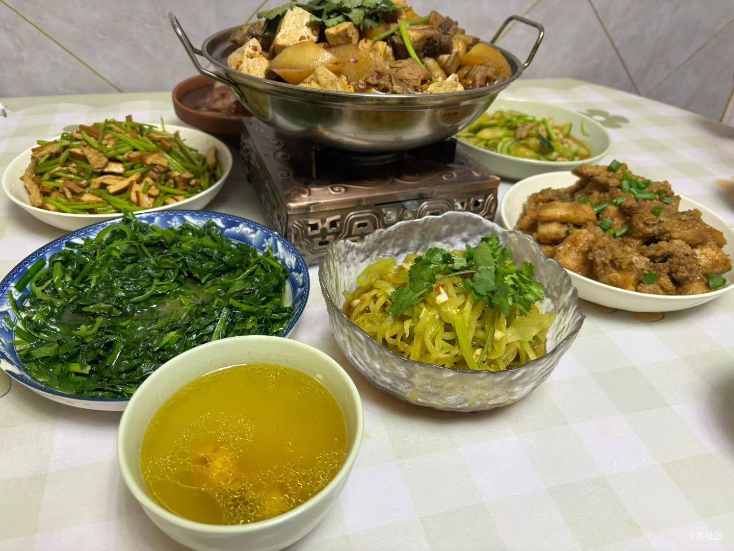 来女同事家做客

47 / 作者:卡农无敌帅 / 