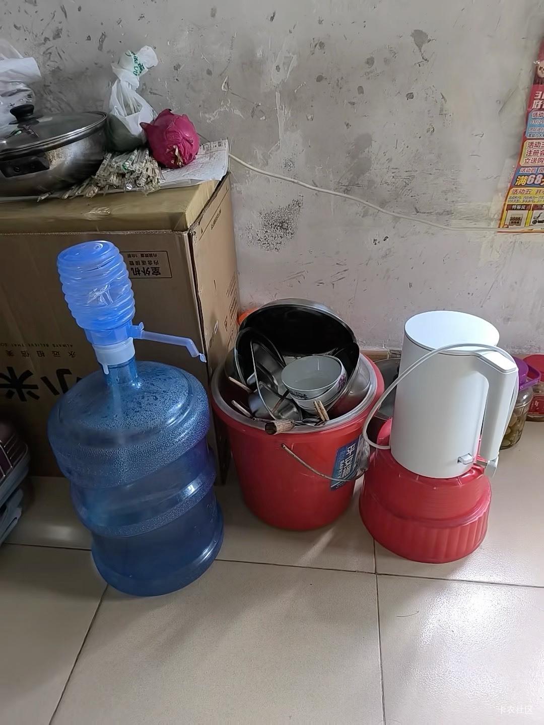 老哥们焦虑内耗死怎么办
马上过年 没钱没结婚
没工作 也没女朋友
回去成为村里老头老33 / 作者:阿努纳奇 / 