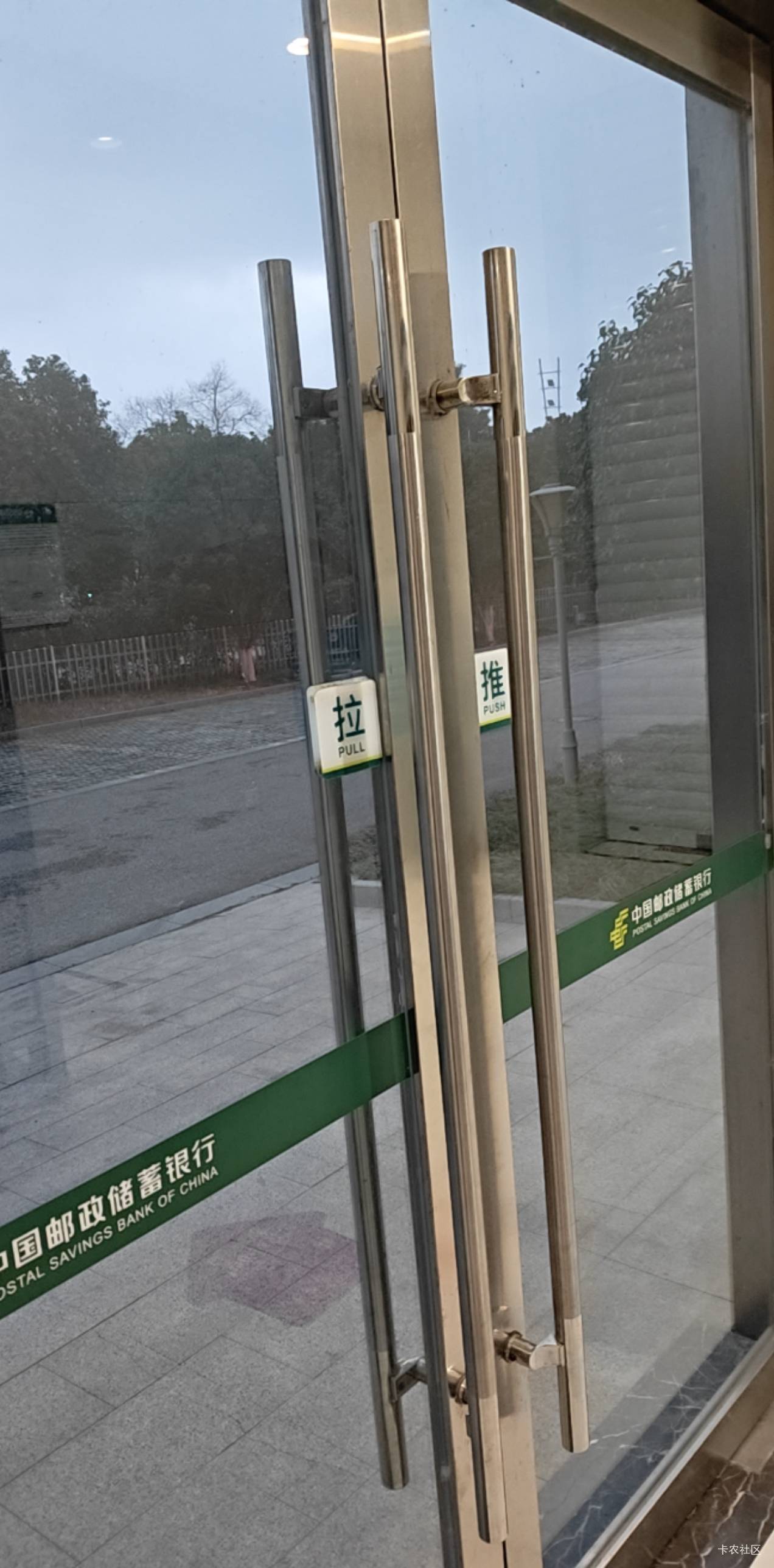 不是说可以抽黄牛，吃他们的槟榔吗，怎么没人5 / 作者:林子陌 / 