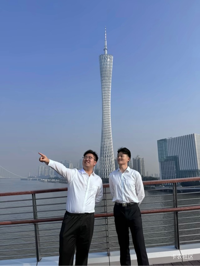 光大保险那个经理之前投诉过他，他还记得我，懒得去找了



11 / 作者:阿生的故事 / 