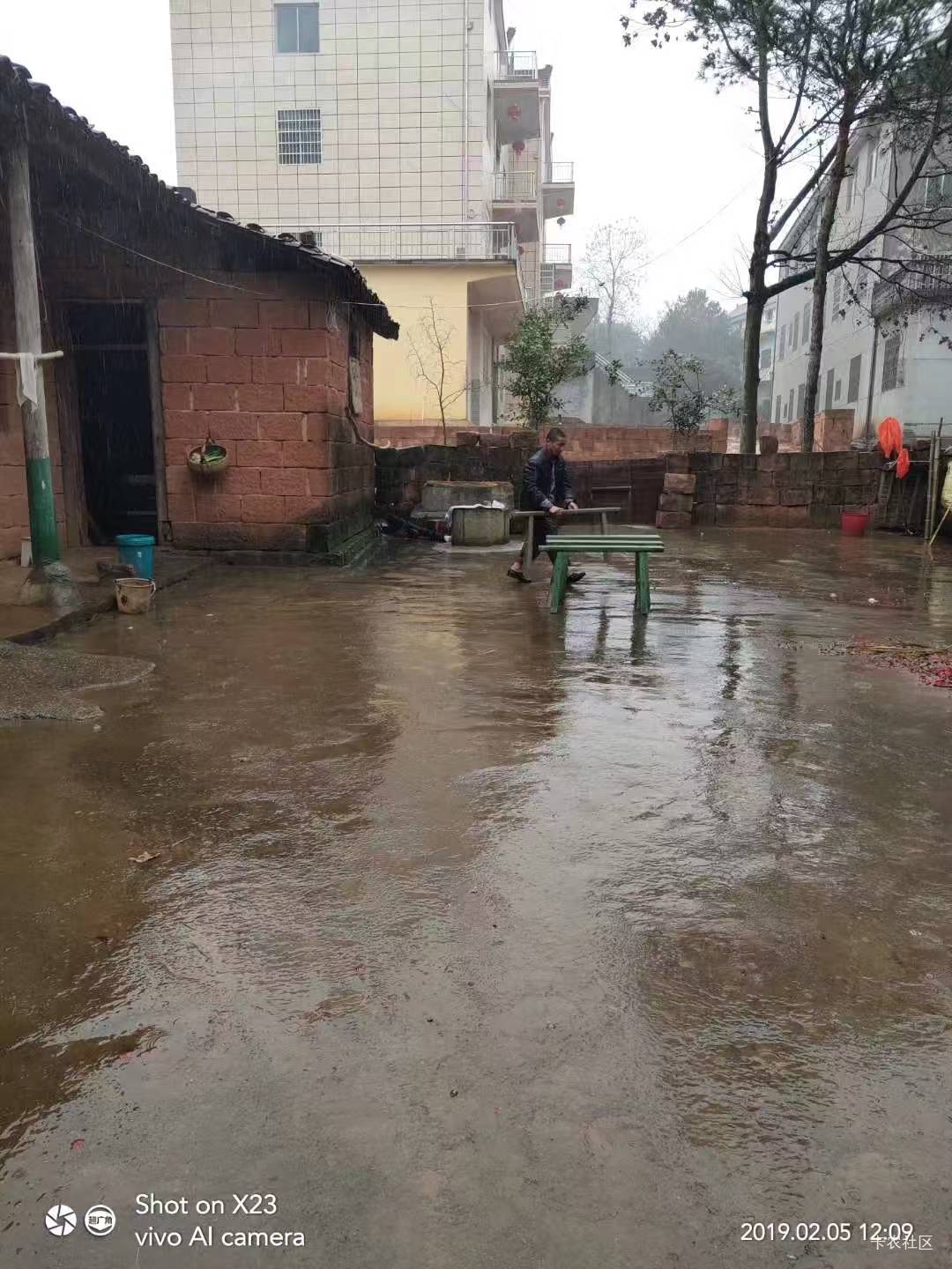 都不回家吗



14 / 作者:机你太美 / 