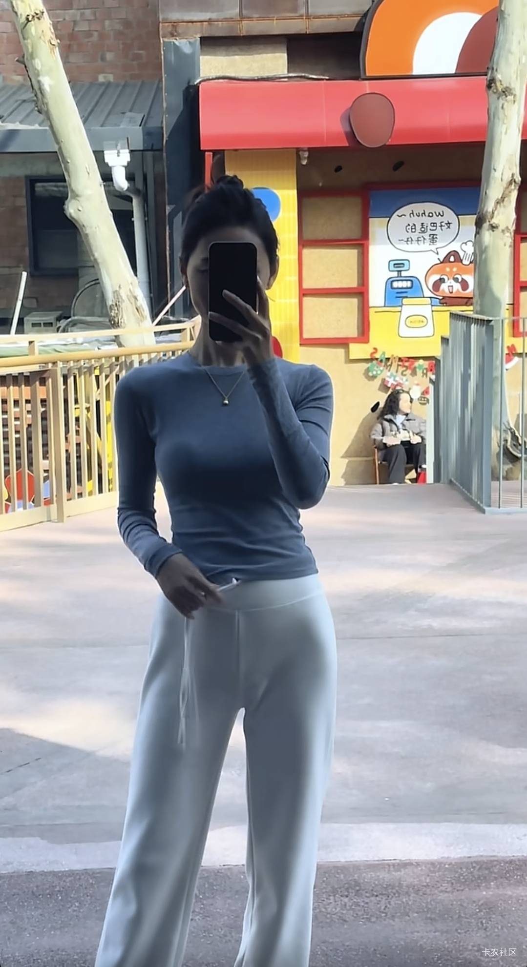 别人过年花钱老哥们过年挣钱，老哥是世界上最能吃苦的人为什么就是发不了财呢，不是说8 / 作者:酷奇57 / 