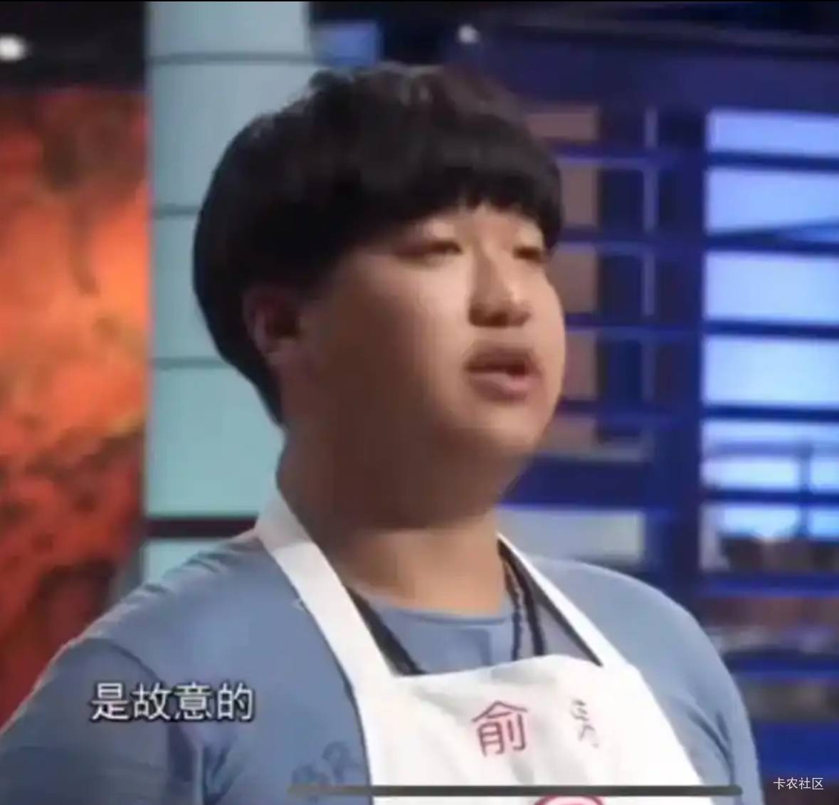 不知道是不是心理作用，今晚吃的大肠好像馅料特别多


100 / 作者:圭円 / 