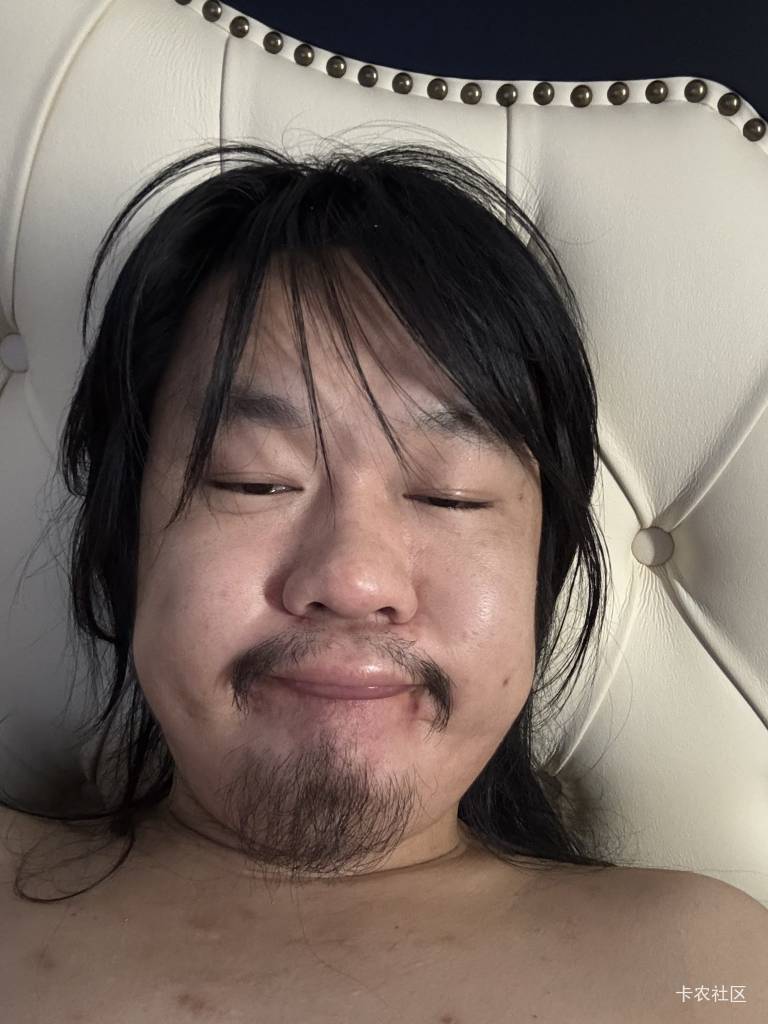 晚上好，睡觉了


78 / 作者:卡农无敌帅 / 