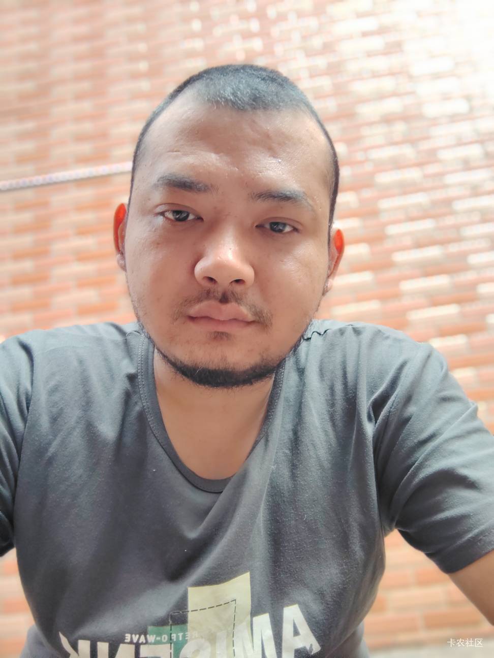 老公们千问还火爆吗？饿晕了都，我也想进货，好饿啊。

20 / 作者:陆羽 / 