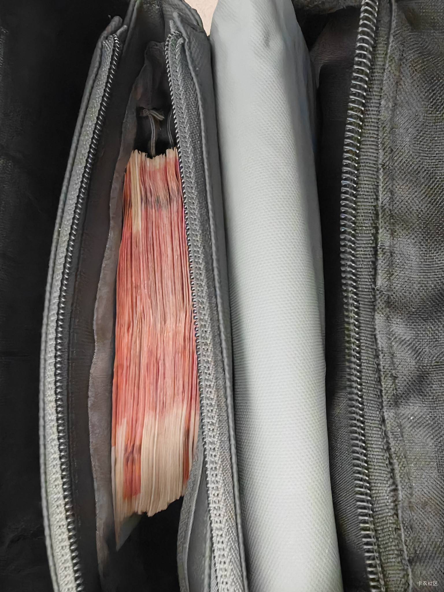 唉，今年又没赚到钱

49 / 作者:神孙策 / 