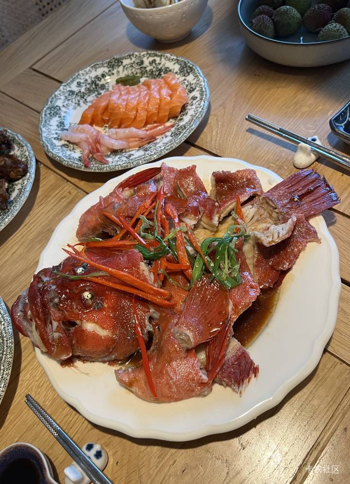 玛德浙江电影票真难接啊，限制太多了，三张接了30+30+28=88润尽力了

42 / 作者:卡农无敌帅 / 