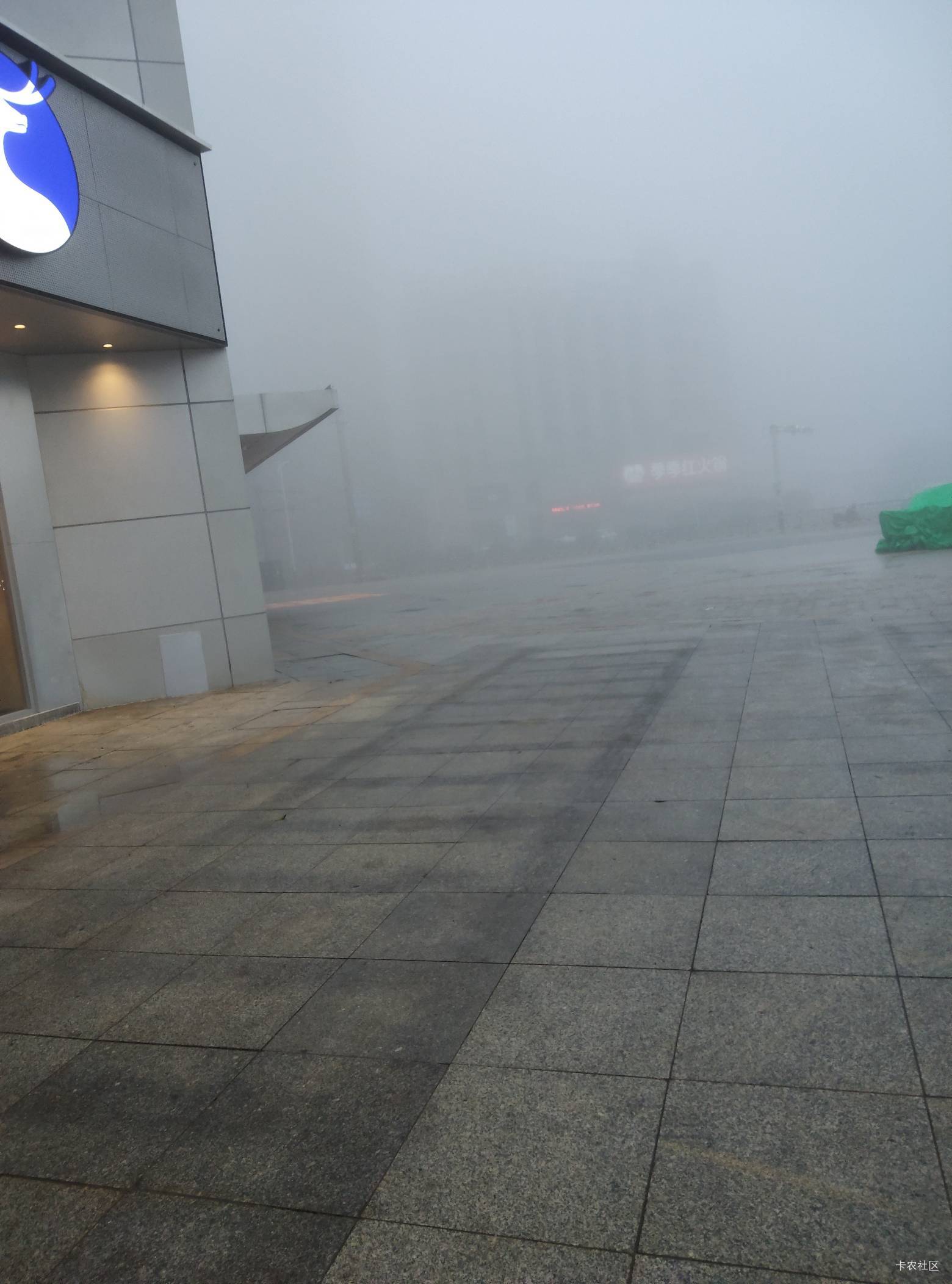 大清早要成仙了首富们






49 / 作者:不伦不类很正经 / 