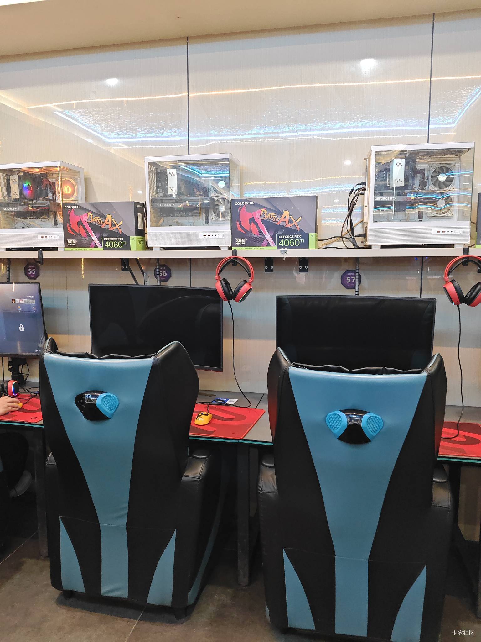 十四年前天天在网吧玩血战上海滩和罪恶都市

10 / 作者:二娃宝妈 / 