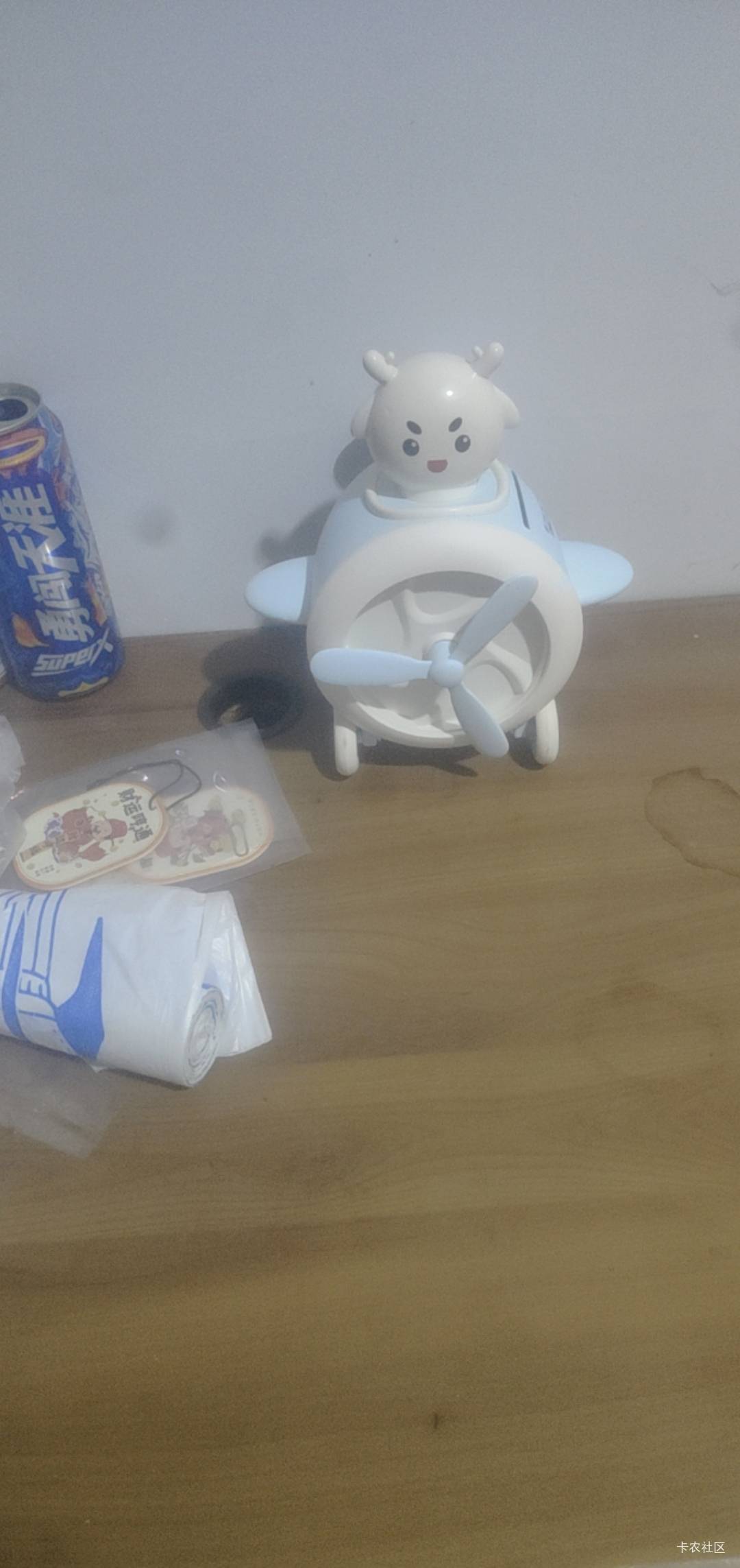 广发基金存钱罐到了

76 / 作者:破百哥 / 