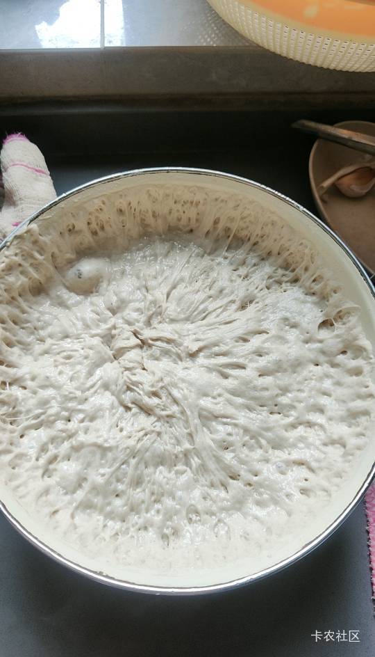 有糕点老哥吗，想做.，发面发不好，粘手

5 / 作者:财神爷独子 / 