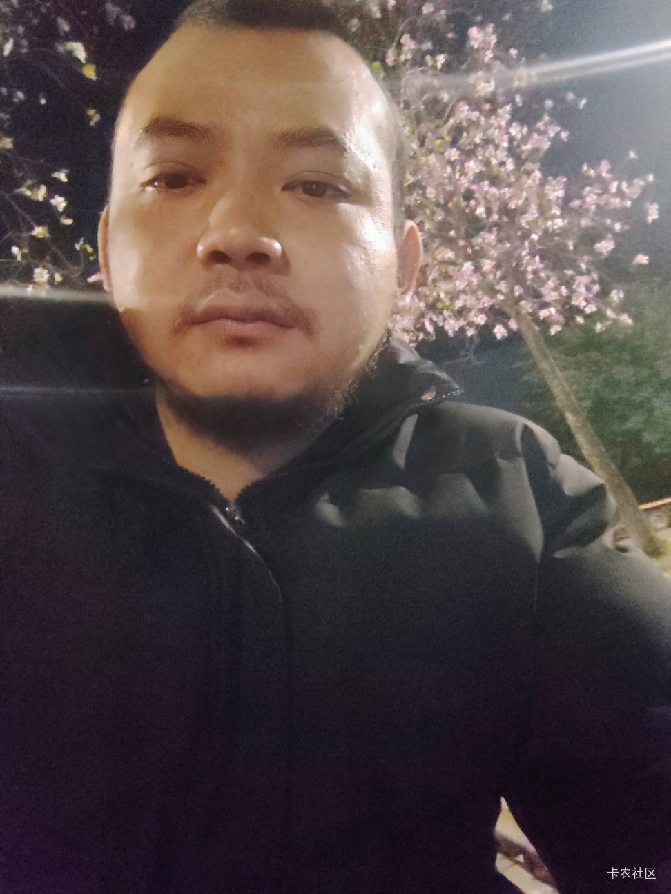 几把毛没有。绝望了。

55 / 作者:陆羽 / 