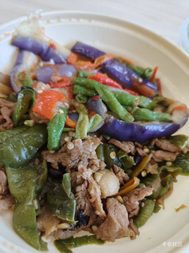 吃个饭，香死了，还赚5块



22 / 作者:小小搬运工手慢无 / 