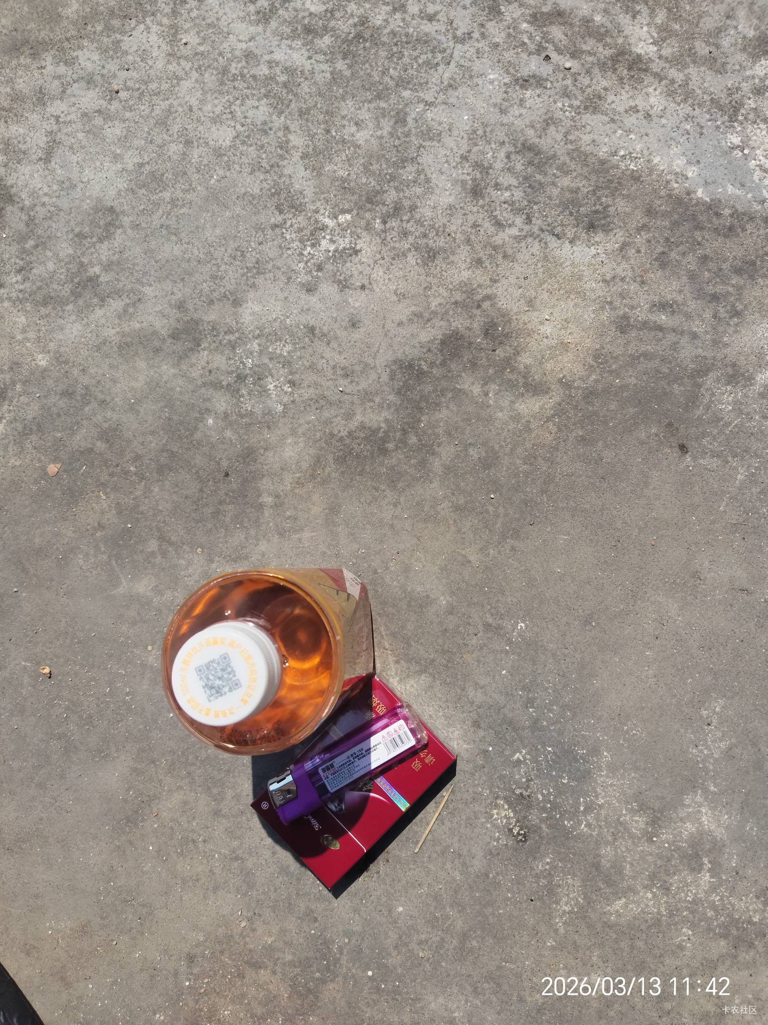 卡农仔发毛啊，好饿了。

72 / 作者:陆羽 / 