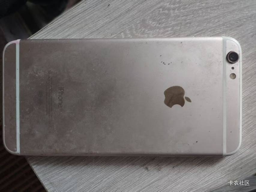 这值多少老哥，苹果6p全坏的

31 / 作者:随遇如安 / 