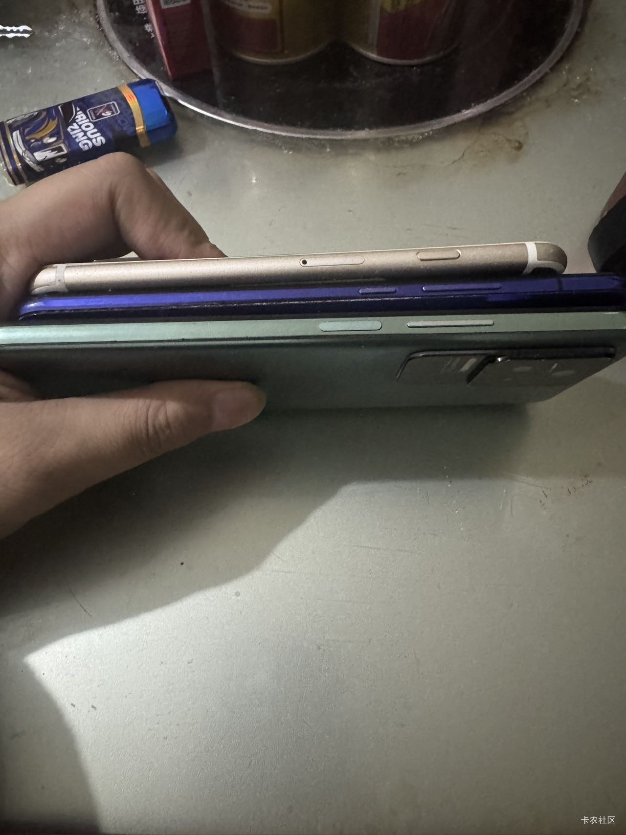 现在旧手机都能卖高价了？我一台华为nova7   一台红米k50  一台 苹果6s    主机机是苹13 / 作者:黄大仙11 / 