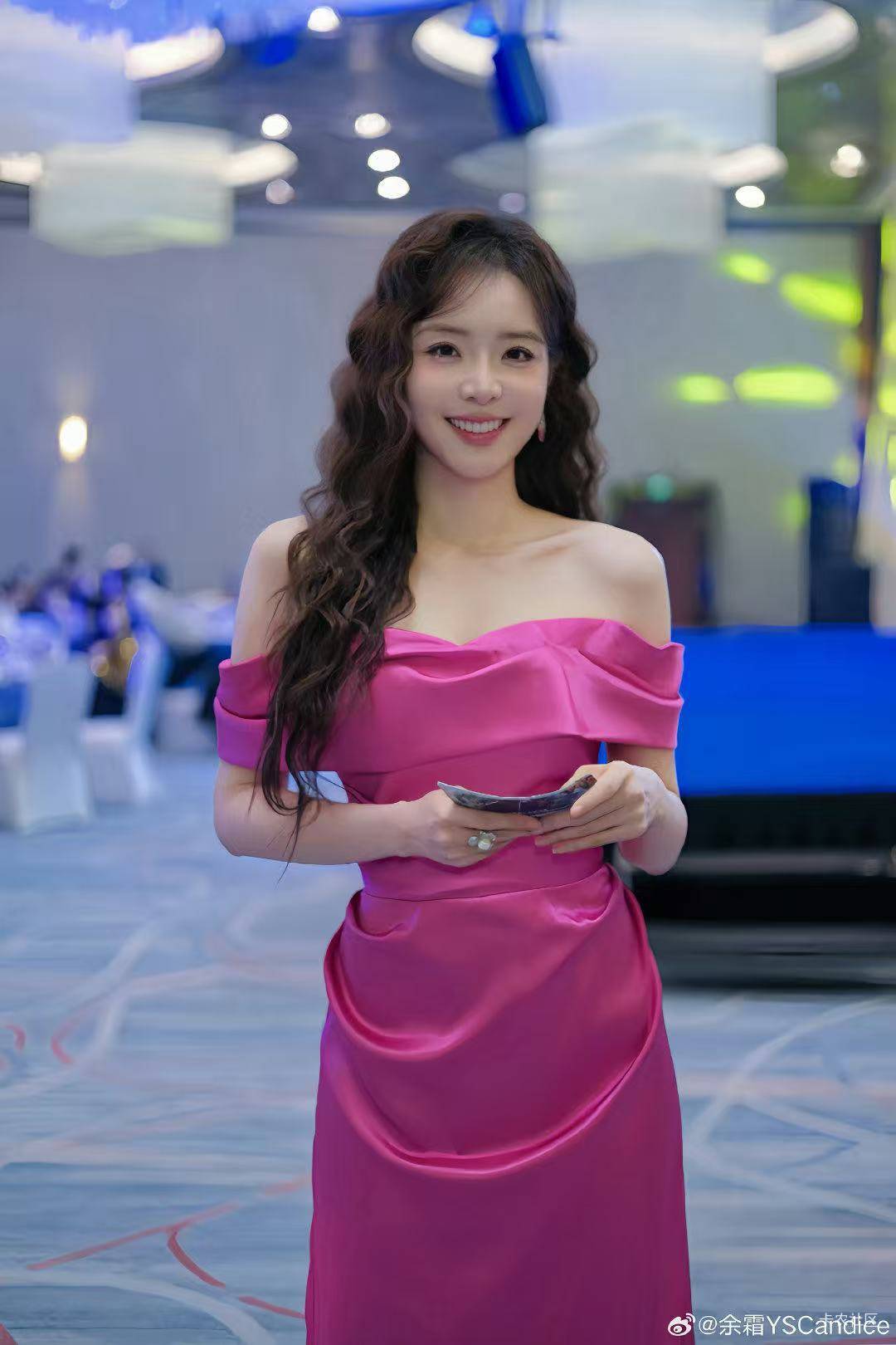 余霜怀孕了


40 / 作者:解决情绪再问题 / 