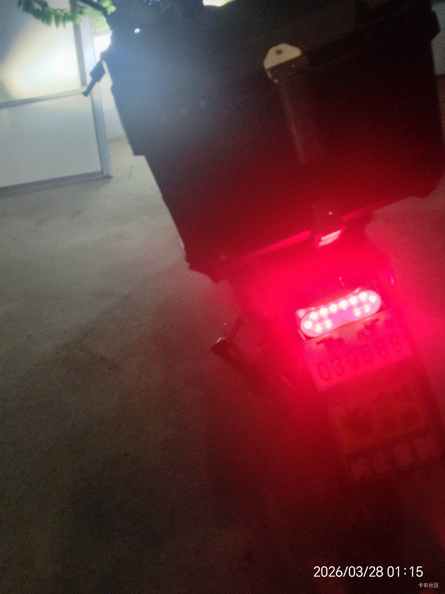 有佛山老哥要跑外卖的吗？出了，车是深远a7。我在佛山西这边，去年的车跑了万6公里，21 / 作者:陆羽 / 