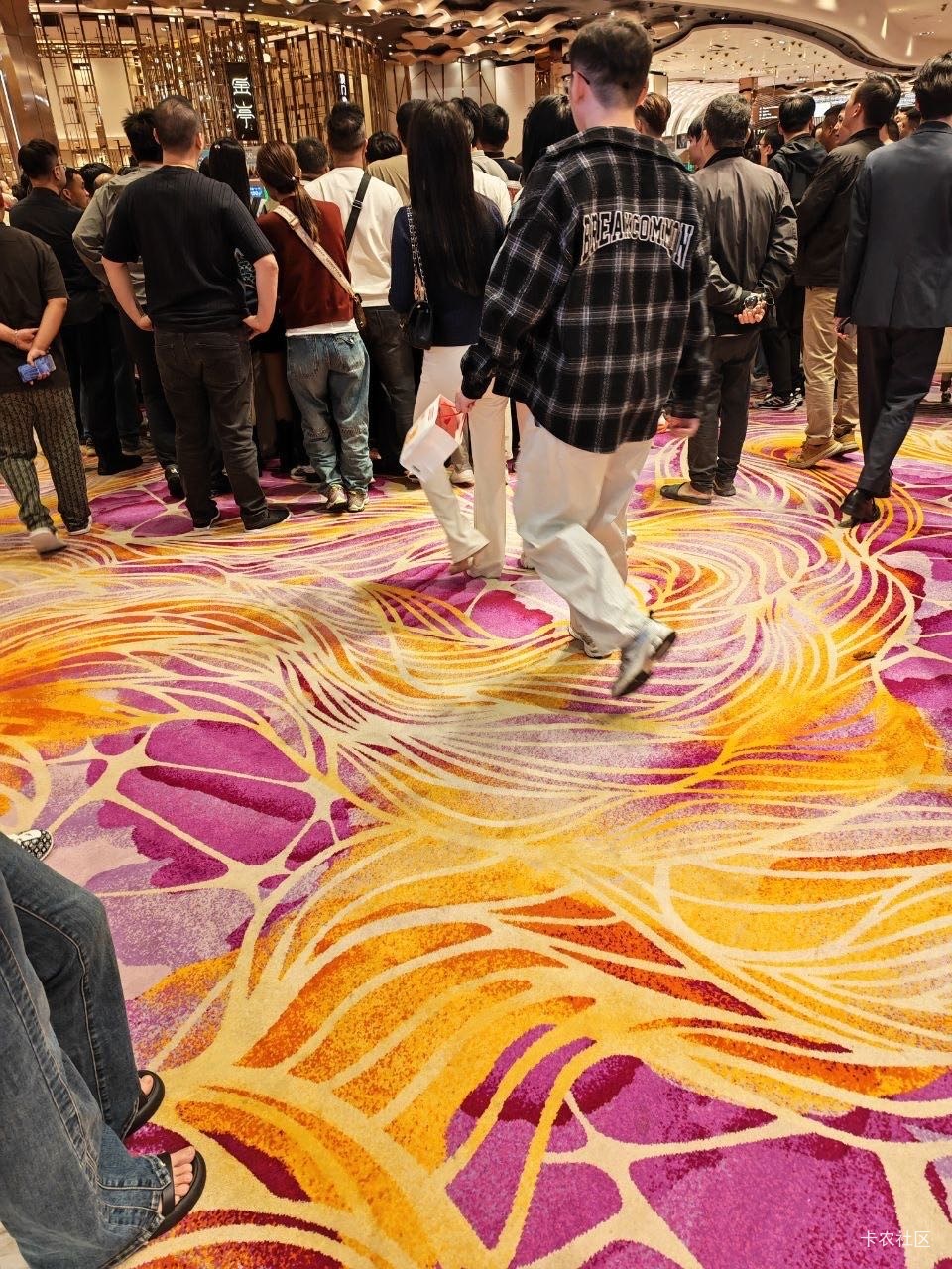 老哥们，刚刚睡醒，有什么大毛？给我说说 


16 / 作者:王思聪！ / 