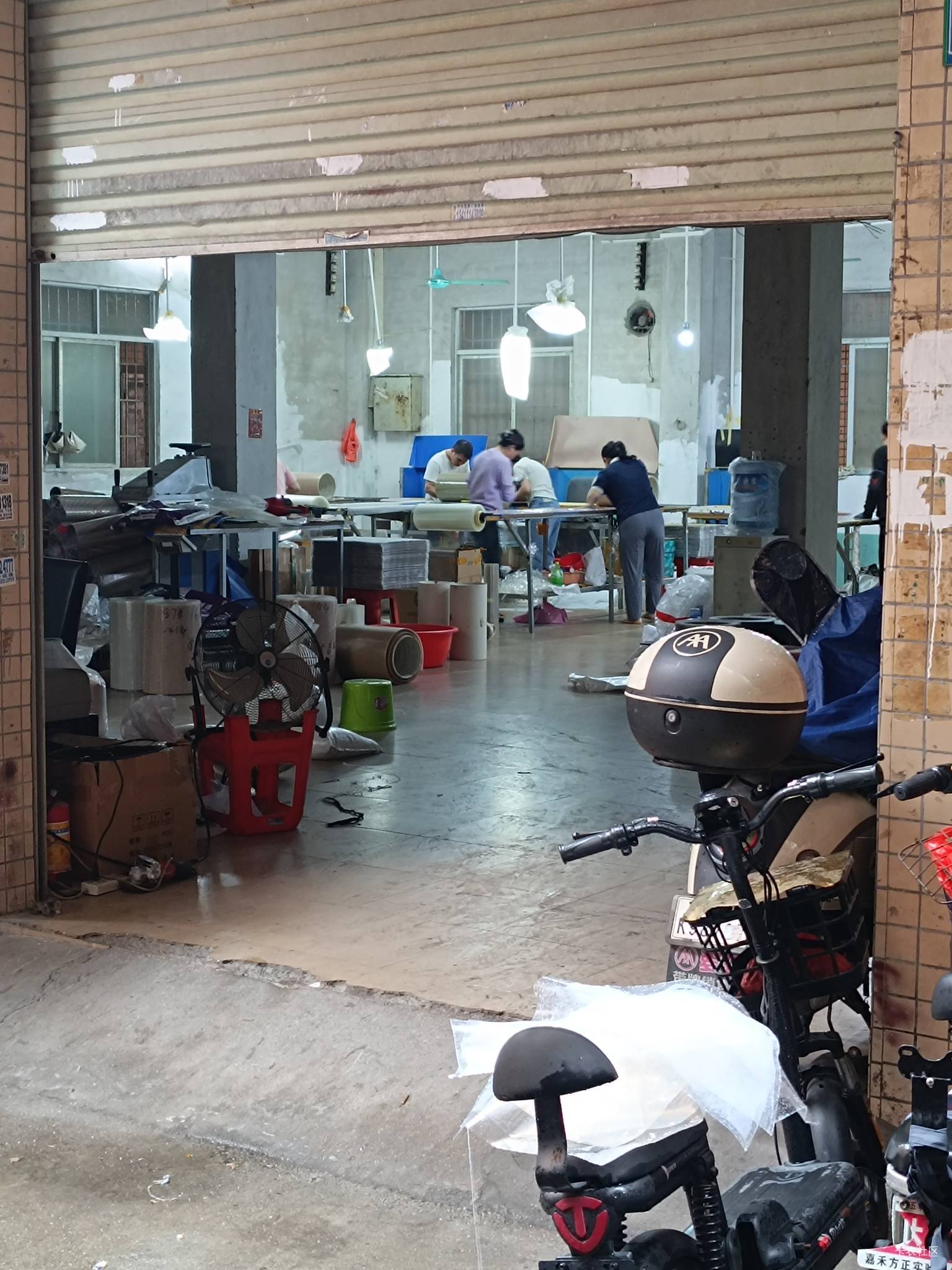 好多人做日结工。

44 / 作者:北部湾银行 / 