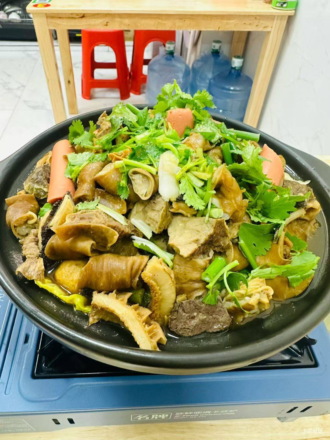 老哥们先吃

4 / 作者:中国工商银行卡农分行 / 