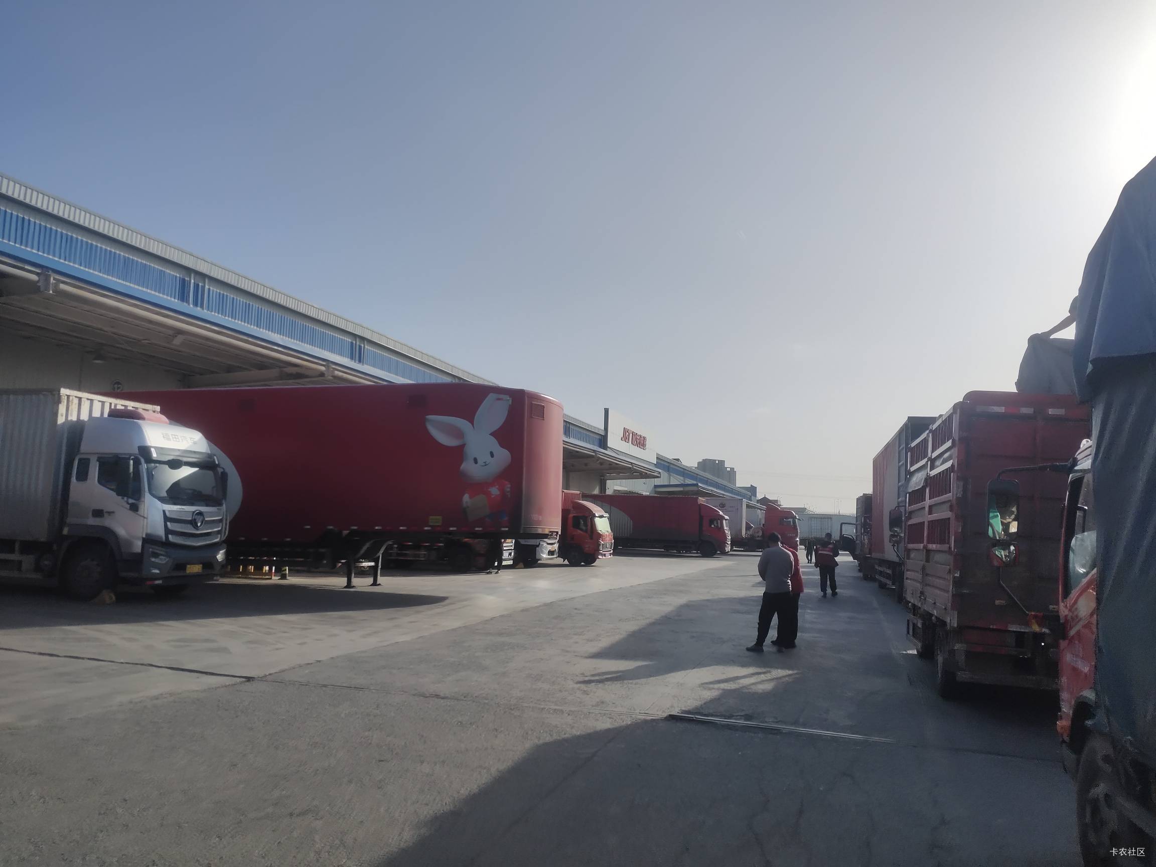 上班上班 每天一进门口就想跑路

49 / 作者:努力优秀_ / 