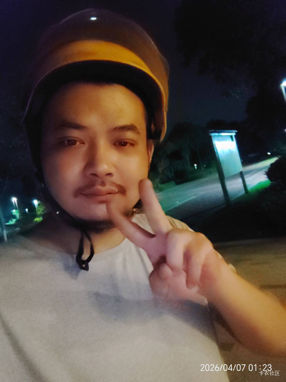 真的不想送外卖了，可是我才小学毕业，真是天塌了

70 / 作者:陆羽 / 