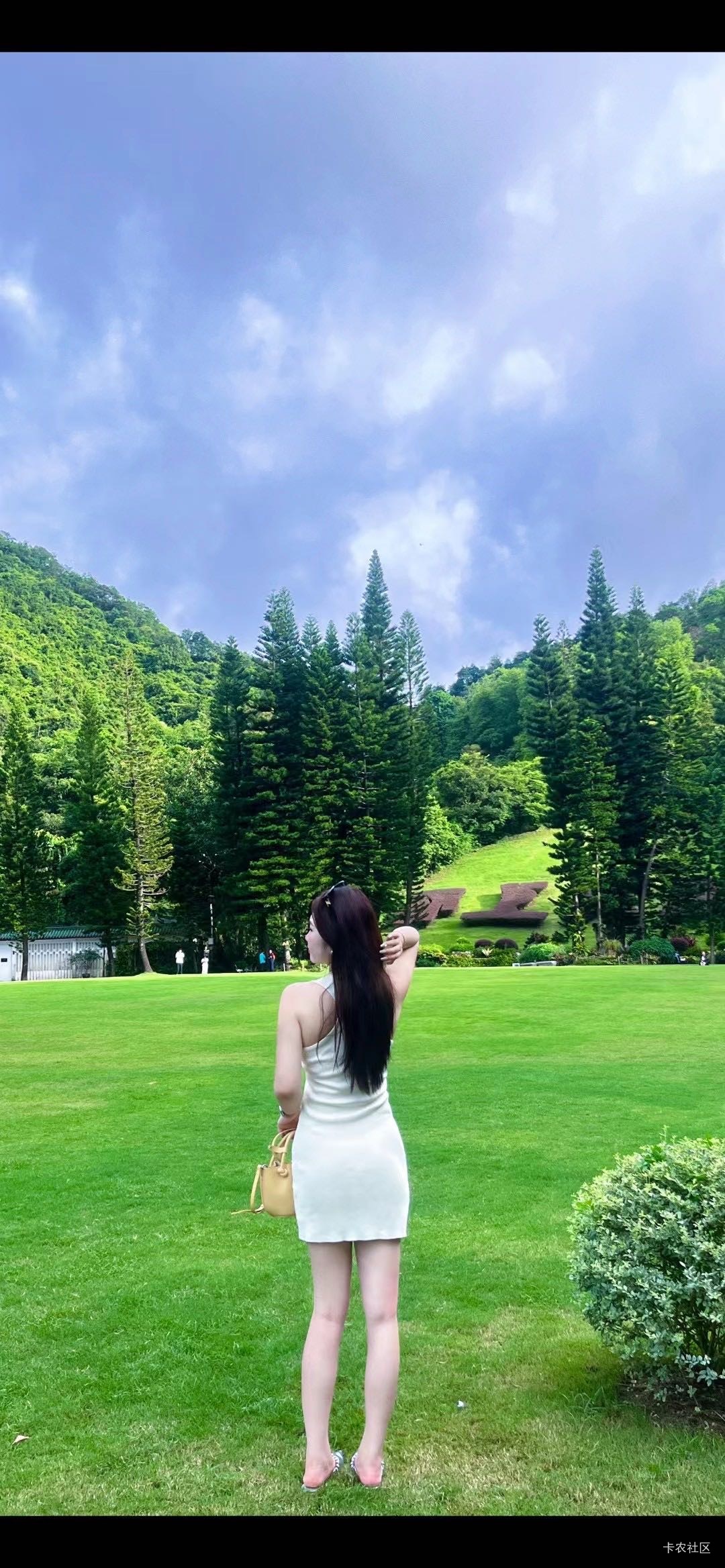 和00后女朋友春游的一天，开心


99 / 作者:陈冠希Jo / 