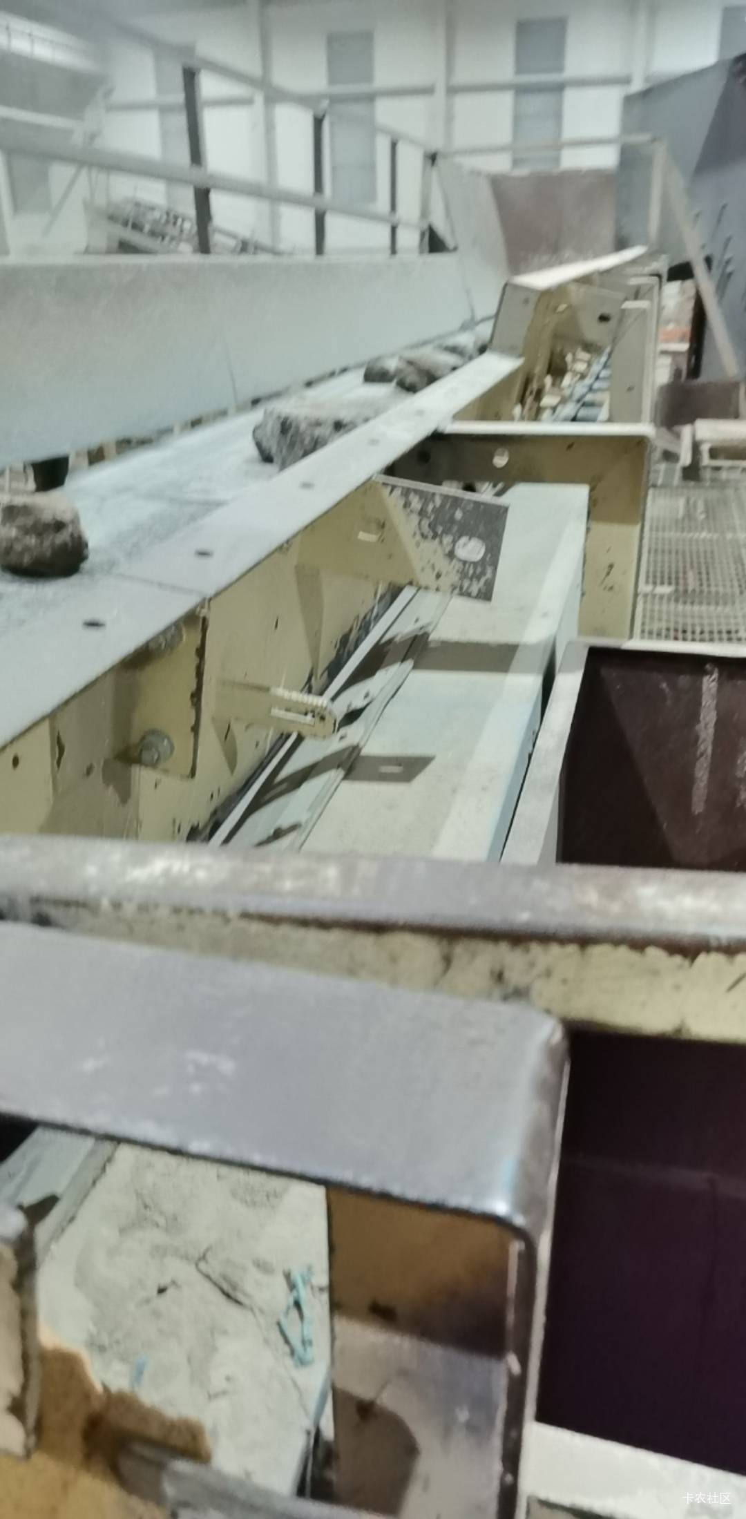 老哥们开干，300毛一晚

17 / 作者:中国工商银行卡农分行 / 