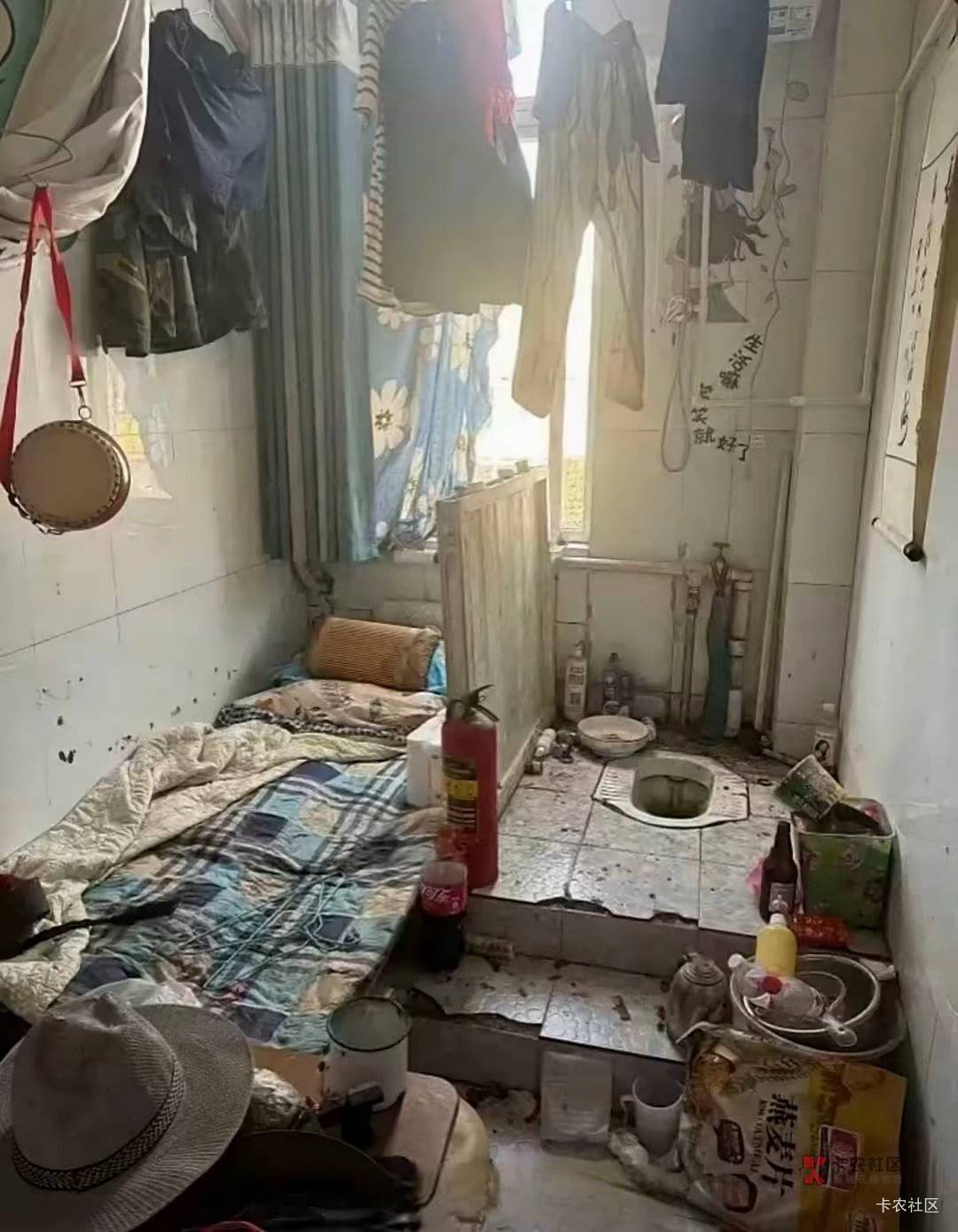 没地方住了老哥们

96 / 作者:广鸡周某人 / 