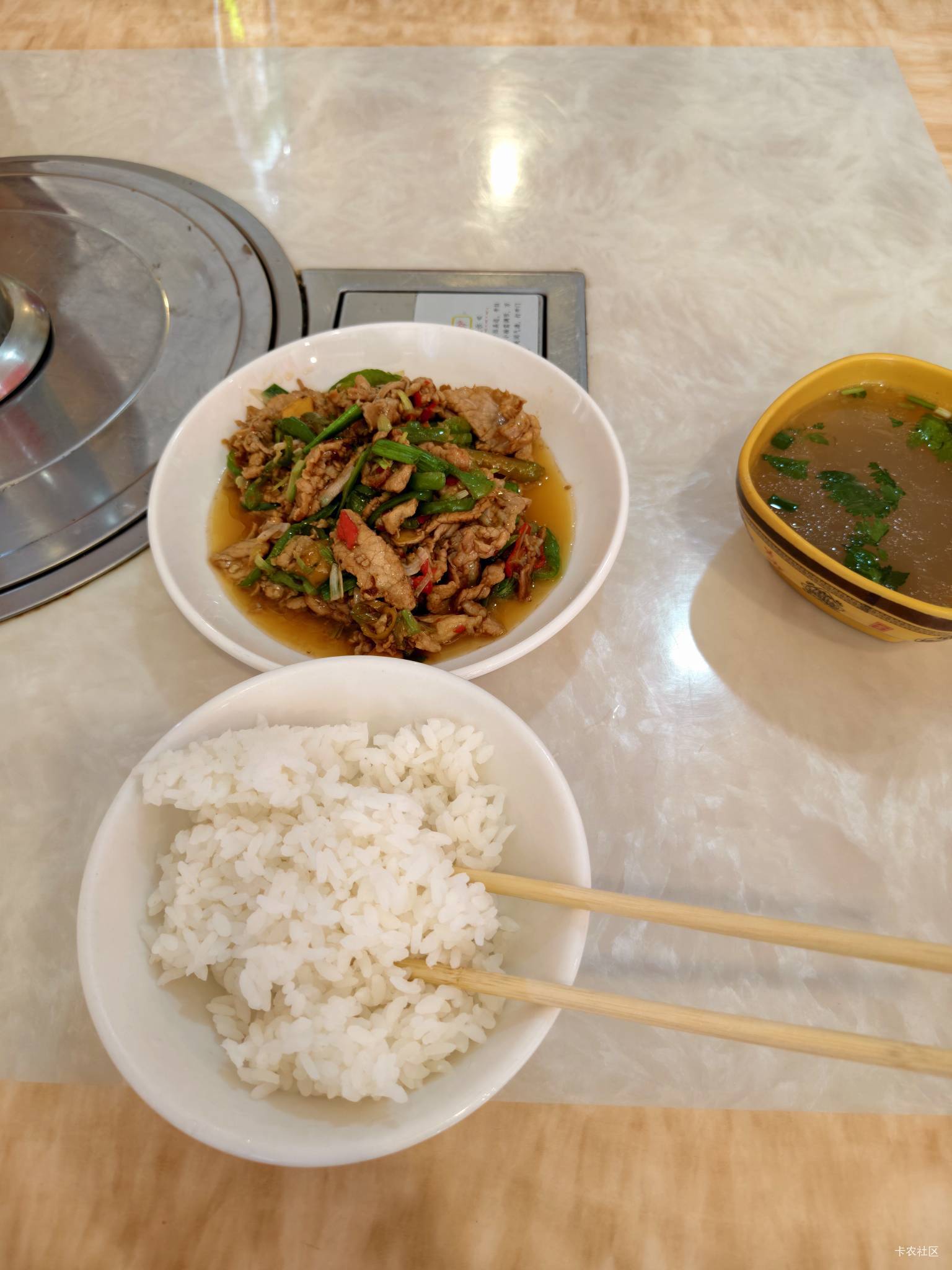 自己做了饭炒了菜的老哥，快发出来，我看一看就没那么饿了！望菜止饿
51 / 作者:菲菲飞呀飞 / 