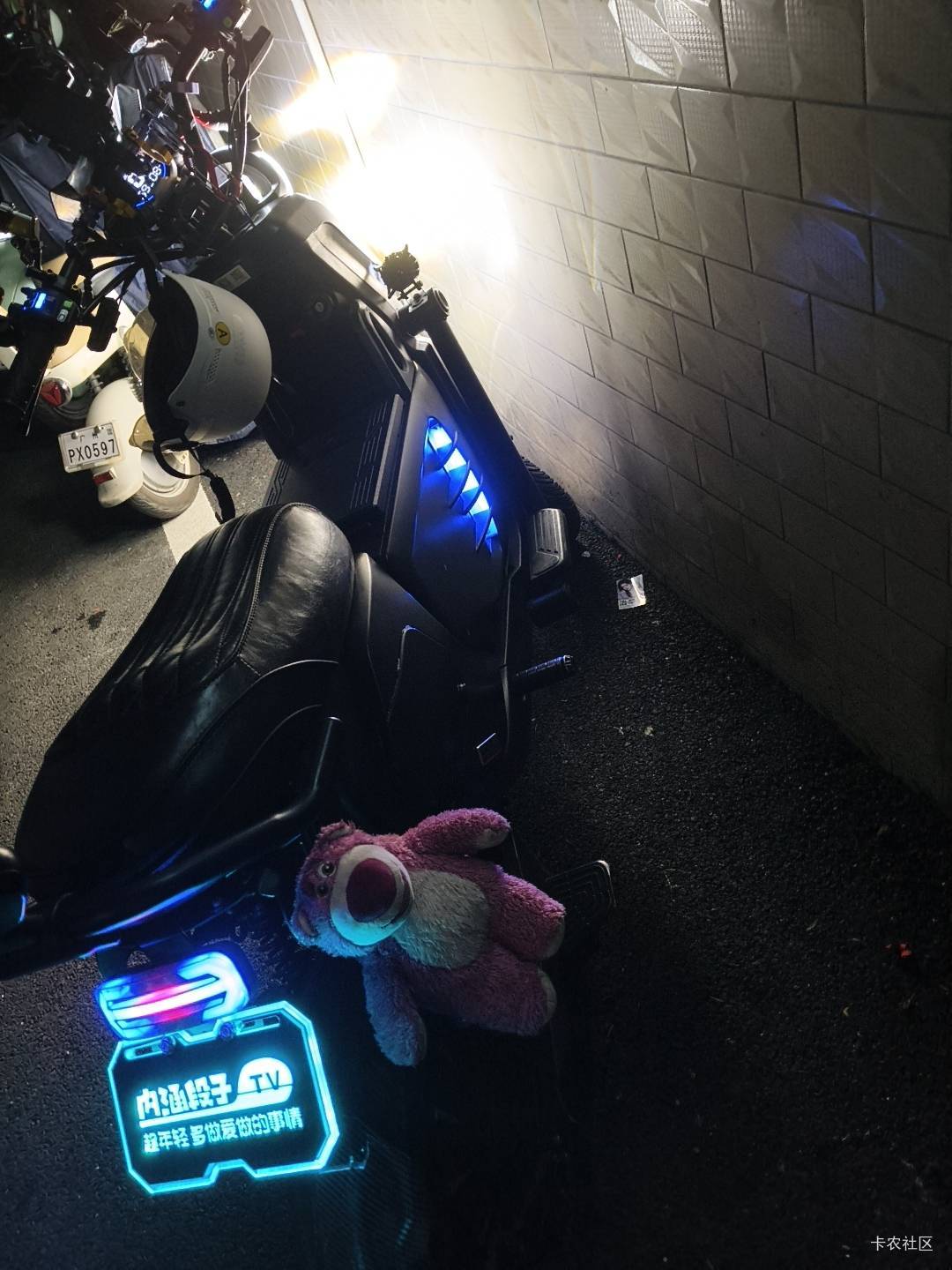 老哥们，你们送外卖是用什么战车？



68 / 作者:黎先生！ / 