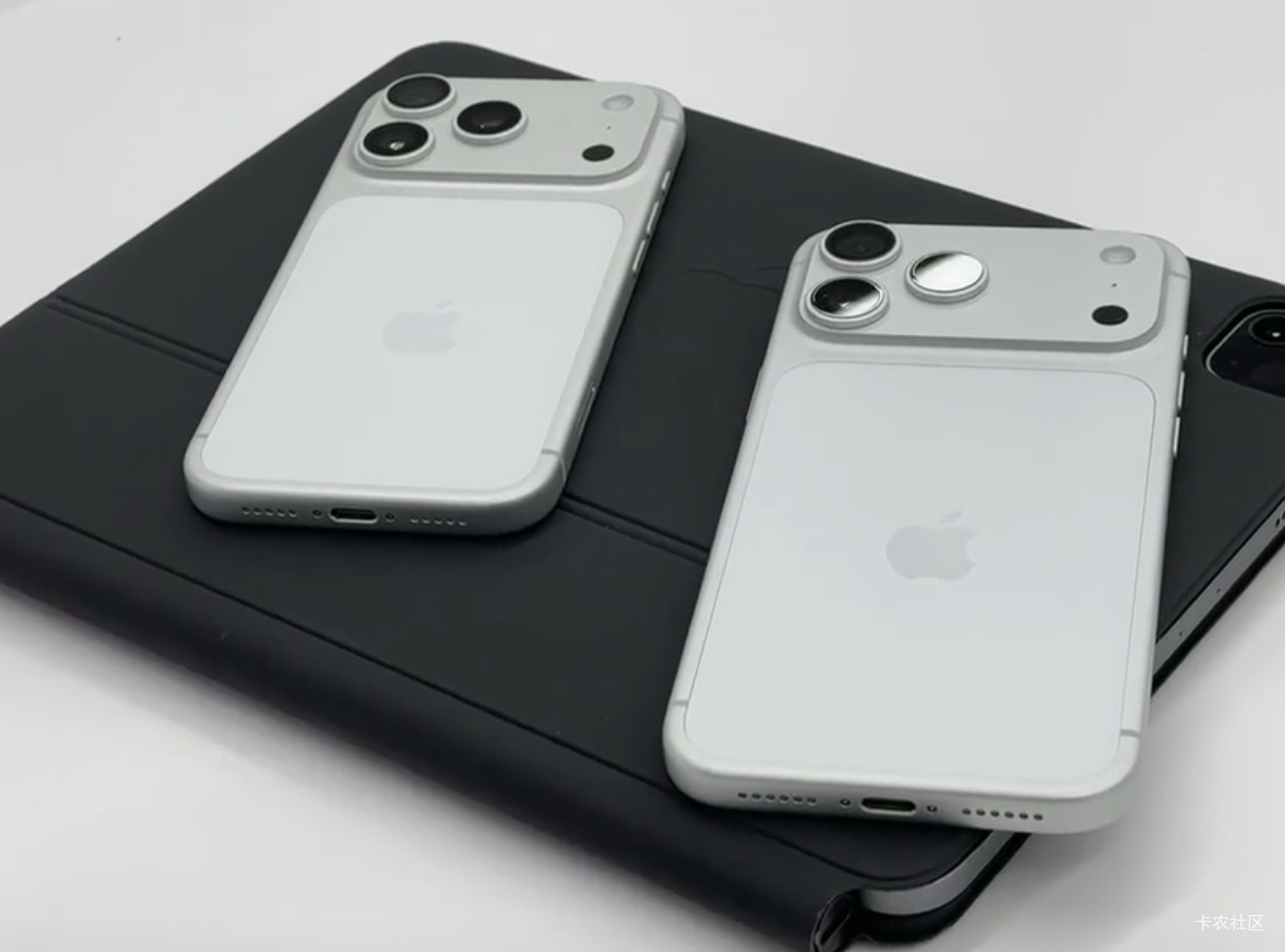 睡觉，明天跌破2200就卖手机跟上


15 / 作者:牛嫂子 / 