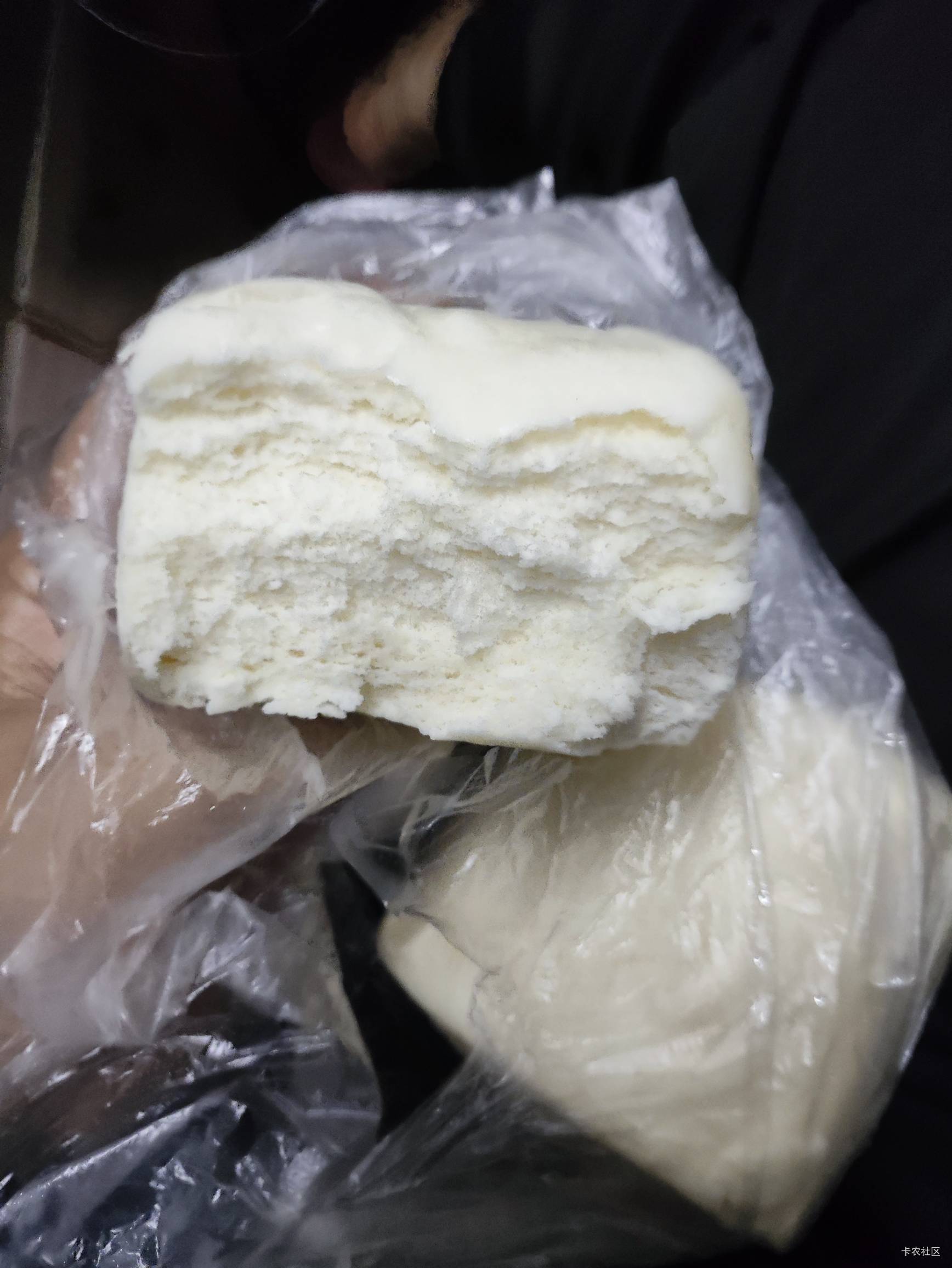 一块钱一个大馒头吃起来就是香


33 / 作者:你没那么爱我 / 