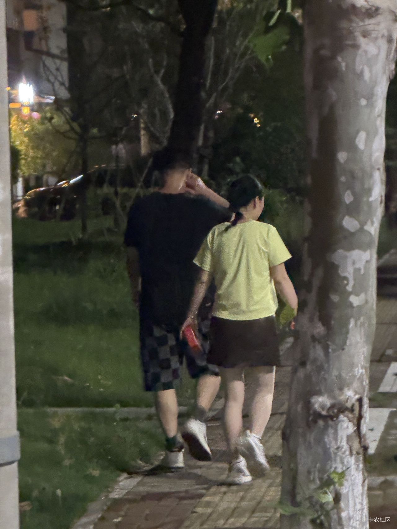 拼多多需要买东西哈，老哥们

76 / 作者:入青云数亿万 / 