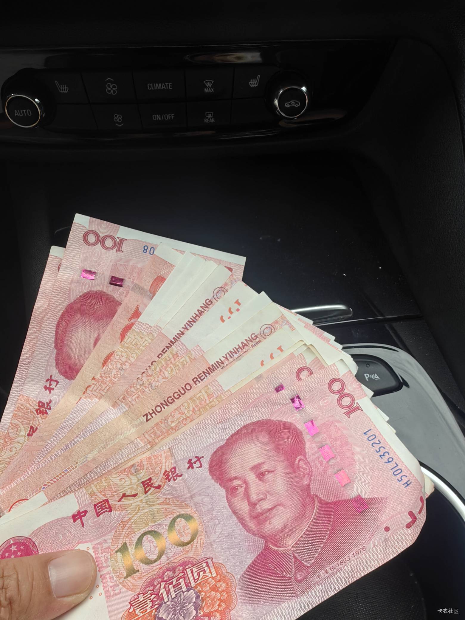 哎，现在才6月已经第四次父母贷款，平均一个半月一次

47 / 作者:卡农陈平安 / 