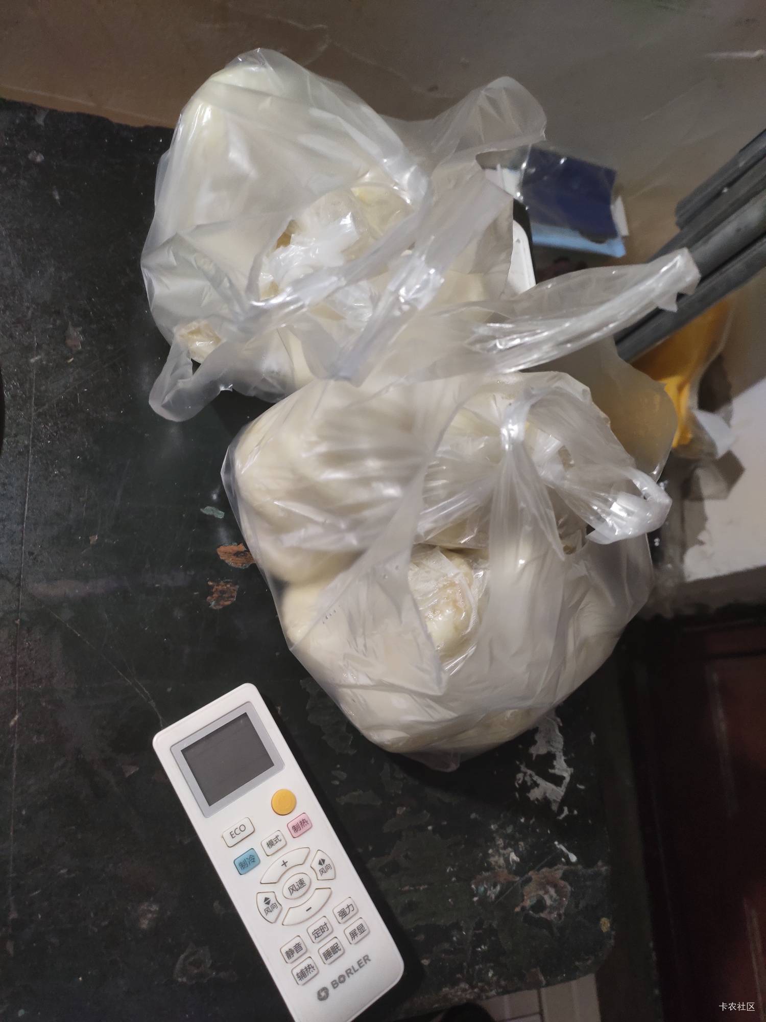 老哥们该吃早餐了，中不要中的肚子最重要，（小笼包）

31 / 作者:999mmm / 