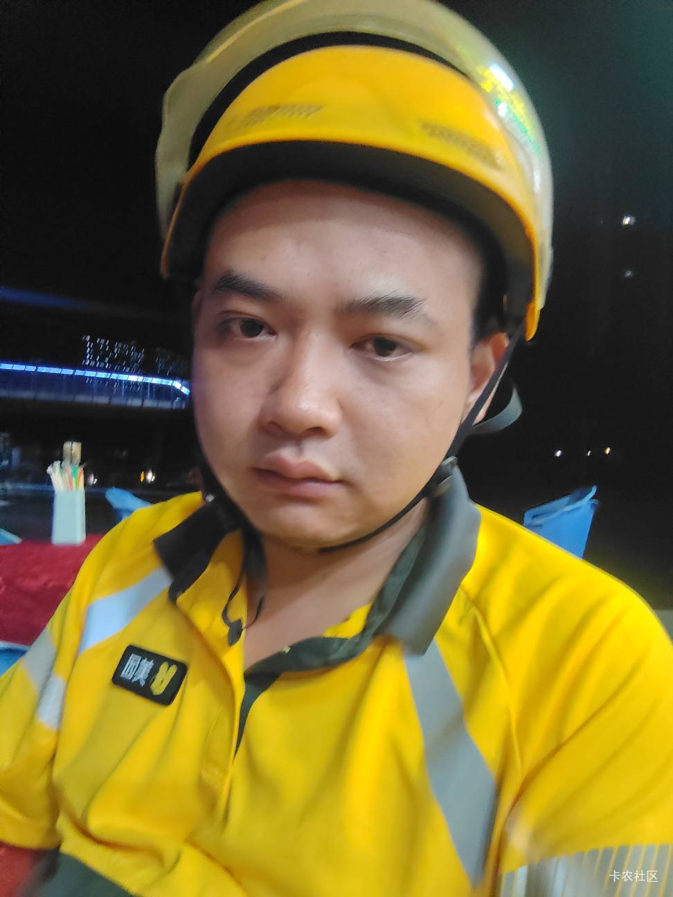 我陆羽又送外卖了，有毛吗？中工农飞哪？


72 / 作者:陆羽 / 