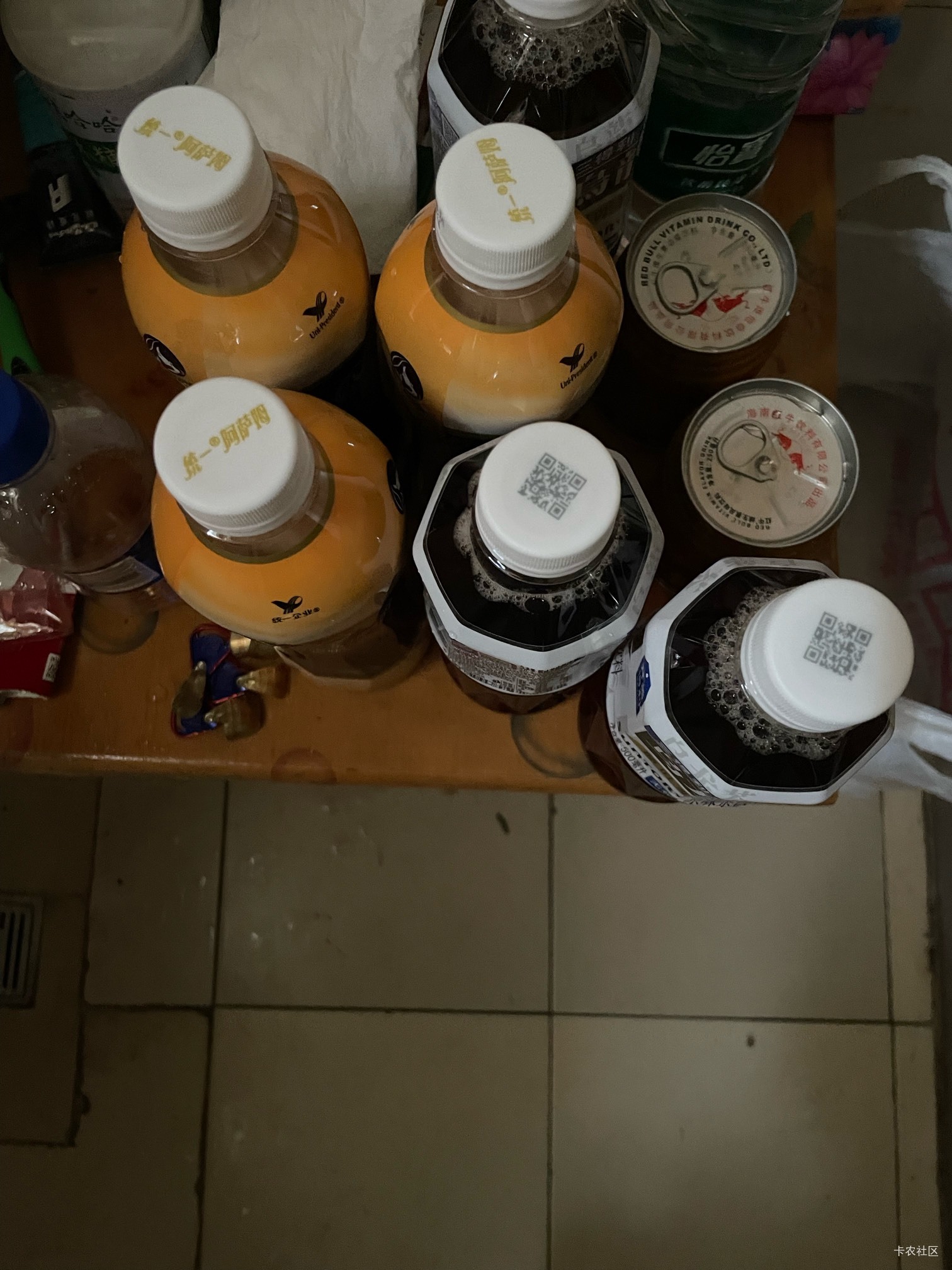 每天喝这么多，不知道啥时候糖尿病，但是搞嘴里就是舒服啊，戒不掉

41 / 作者:日了中子星 / 