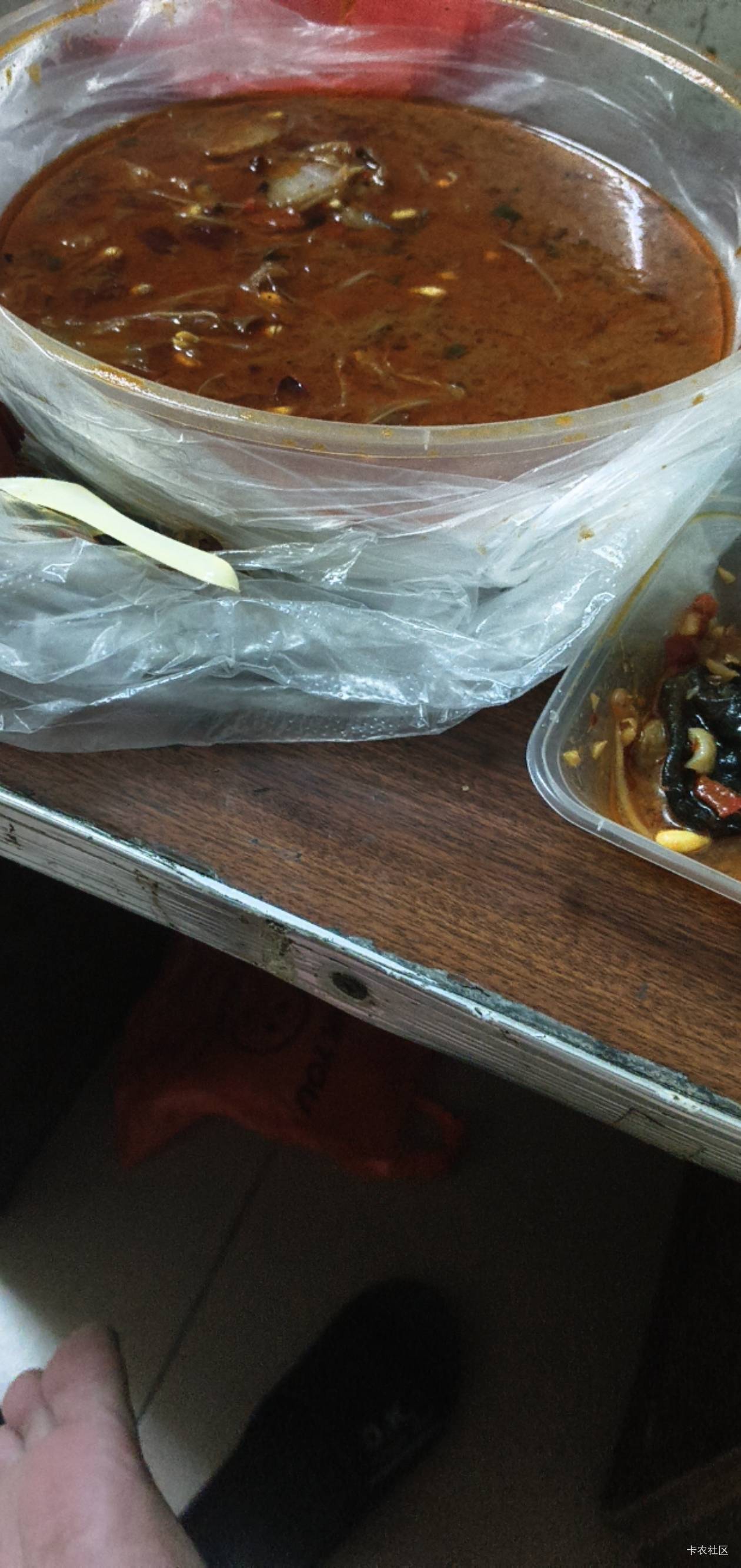 东莞偏一点的地方多少钱一个月，被投诉了，说我喝酒打游戏太吵了。玛德

15 / 作者:庸人自扰啊666 / 
