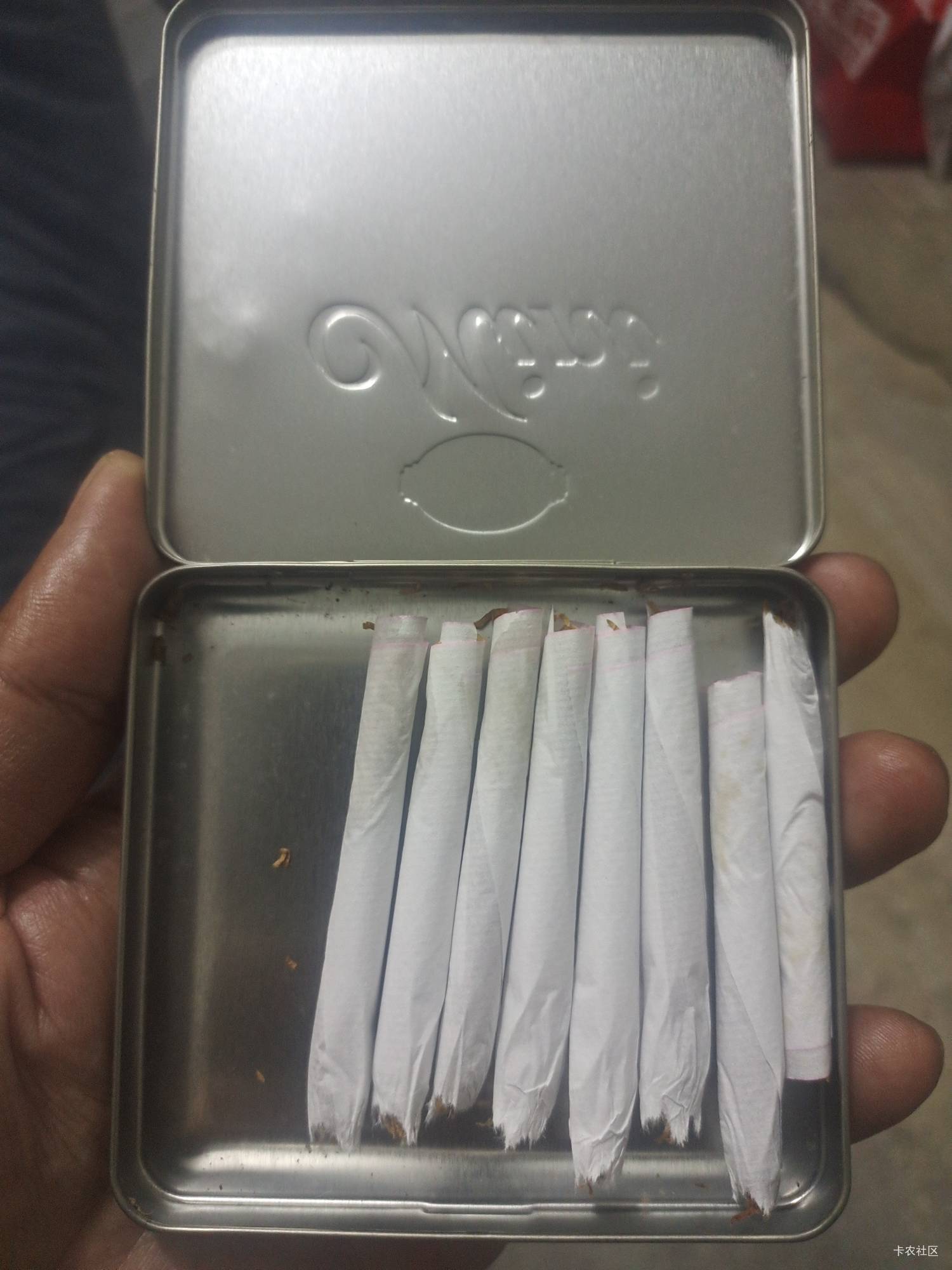 五个月没理发了，老哥想留长发，但是长了就自带卷怎么办？一点不顺像刺猬

4 / 作者:2026双喜临门 / 