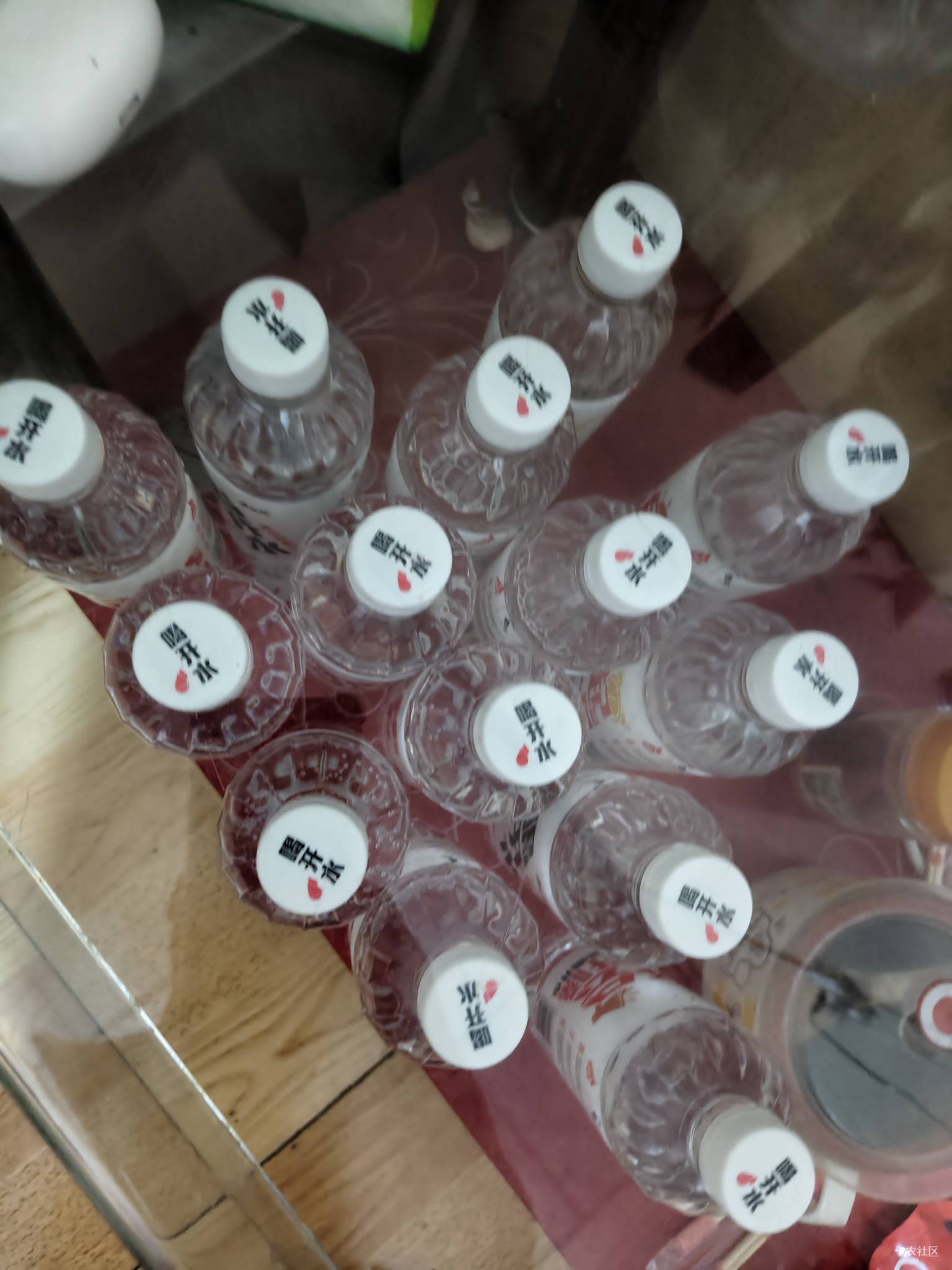 众包这b活动啥时候结束    不买吧感觉亏了  买吧下个月准备跑路   天天让我纠结老一会44 / 作者:倚门望行人。 / 