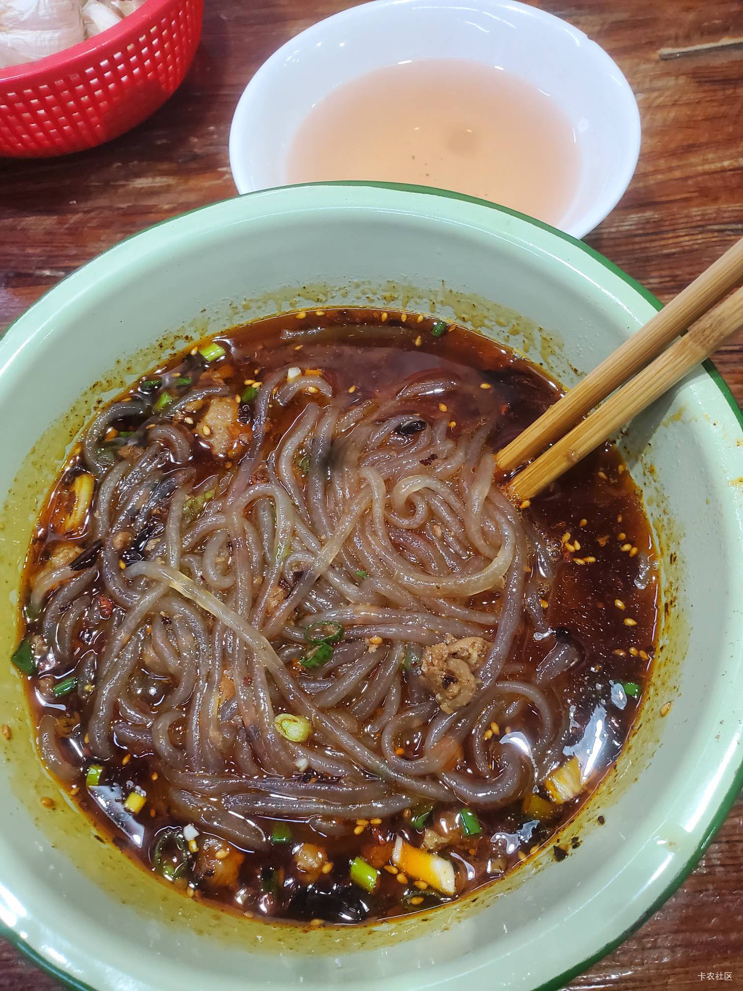 吃早餐了老哥们

97 / 作者:玛卡巴卡哟 / 